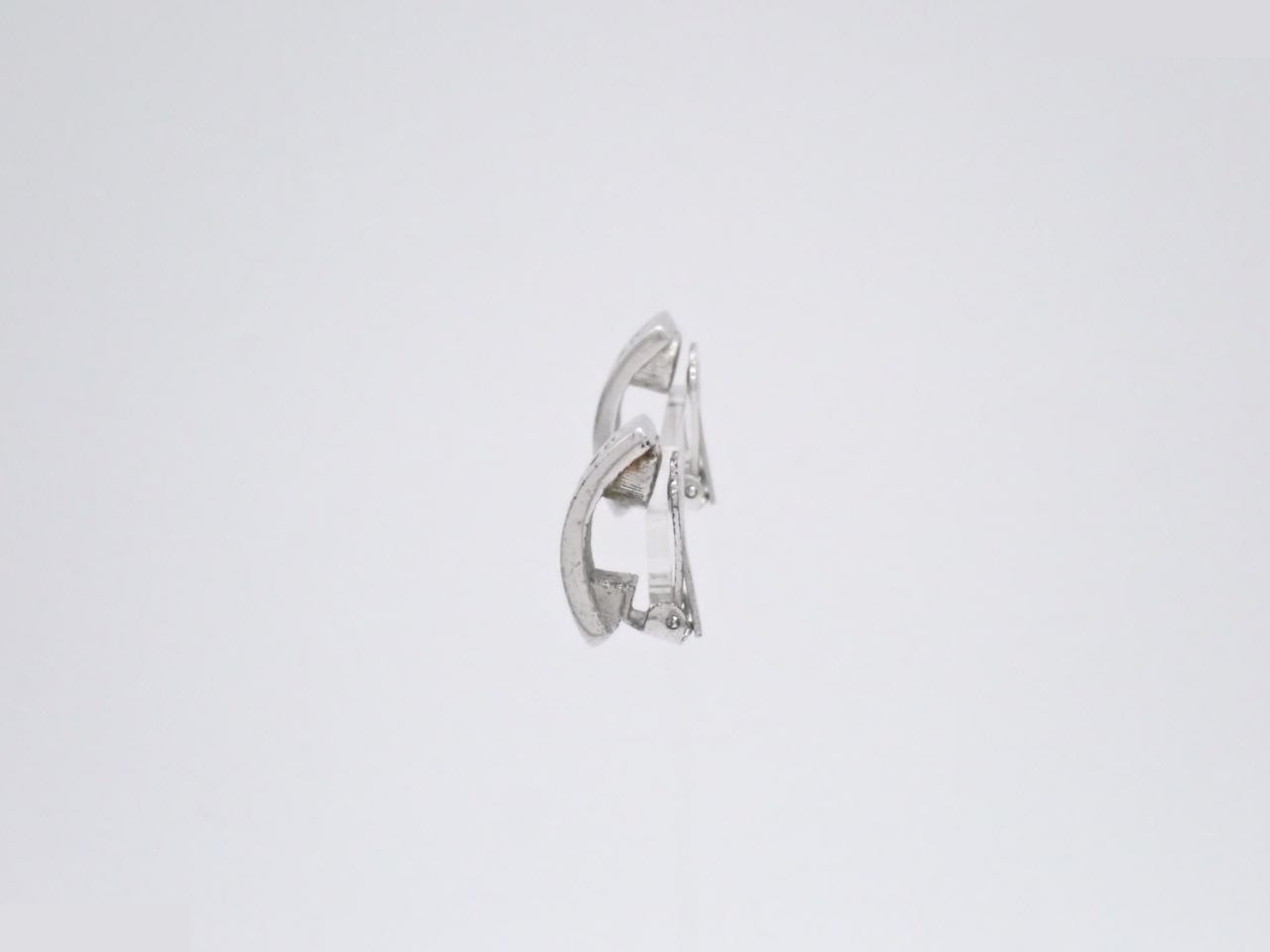 Earrings — view 3