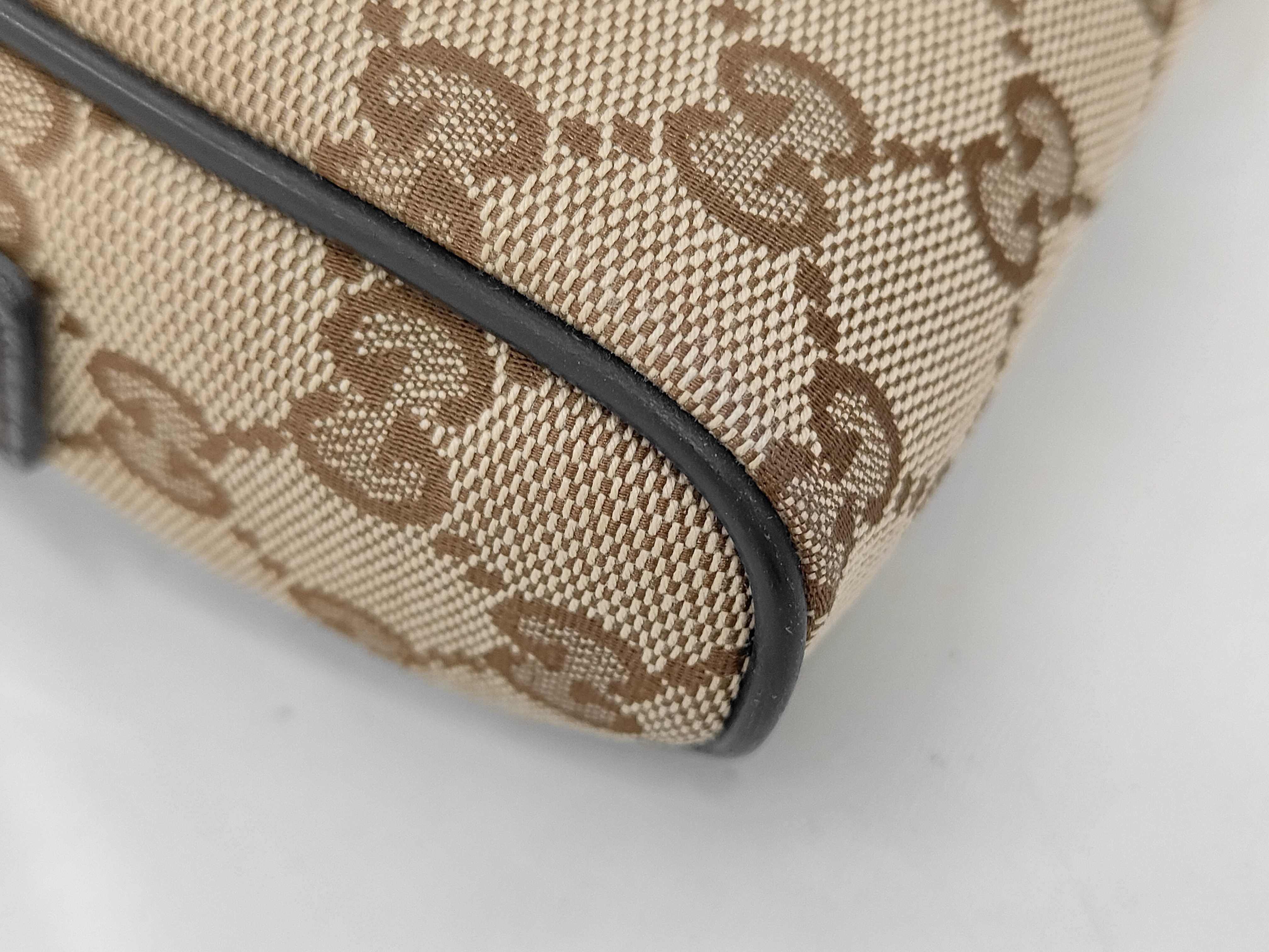 GG Supreme Camera Bag Shoulder Bag — view 3