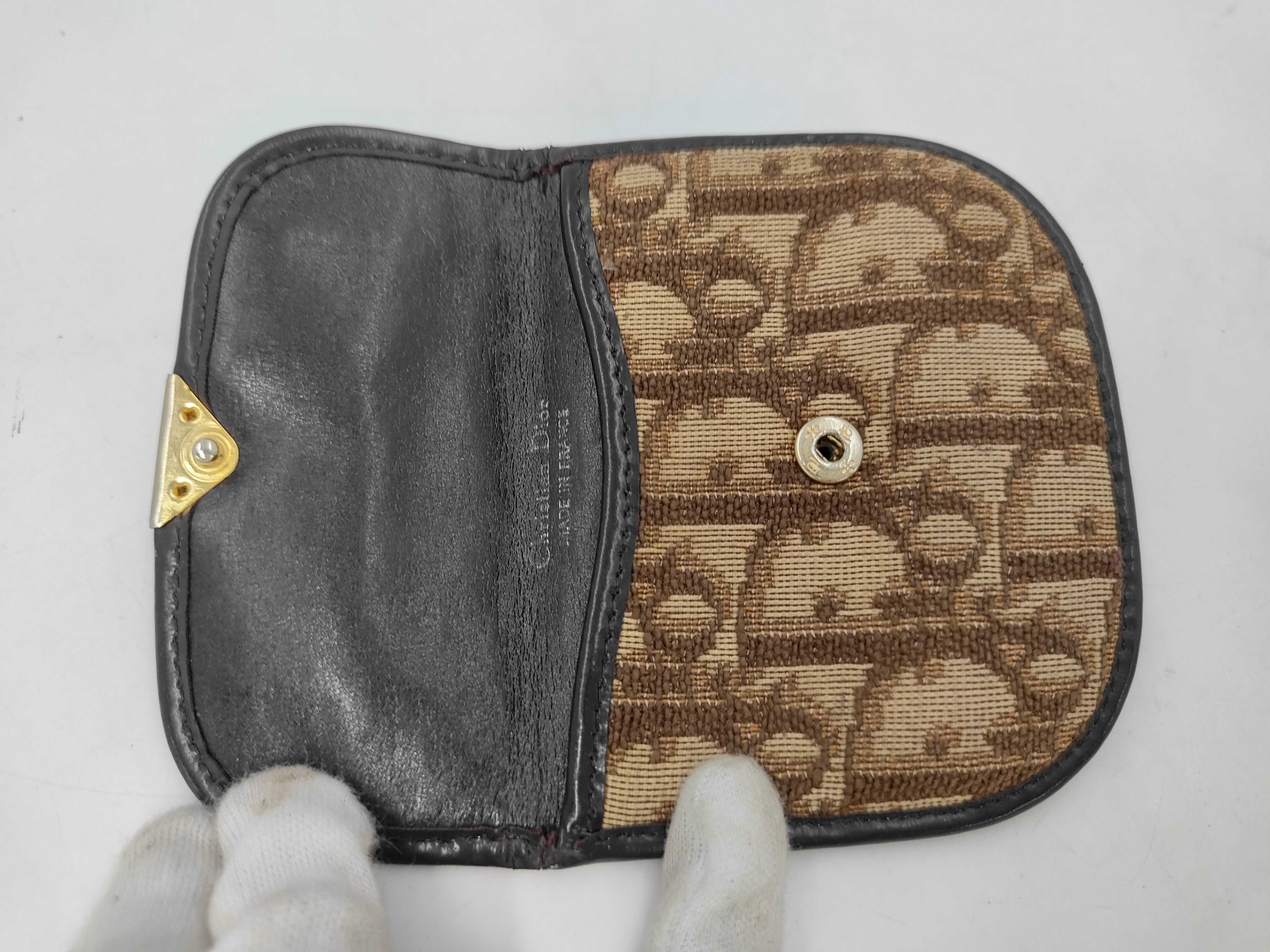 coin case/wallet with Trotter pattern. — view 4
