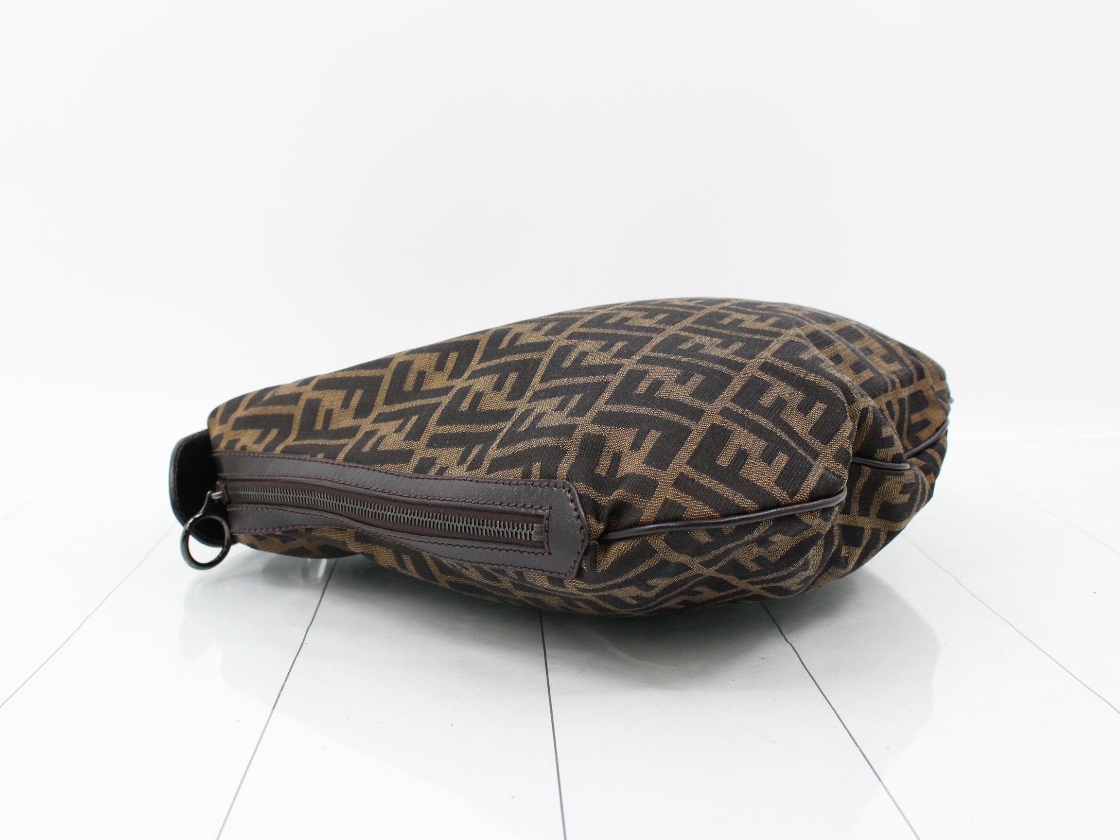One-shoulder — view 5