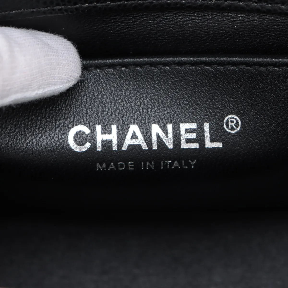 [Individually wrapped] Chanel Boy 20 Small Caviar Skin Chain Shoulder Bag Black Gunmetal Hardware GT5EE6E5 Random Plate A67085 — view 9