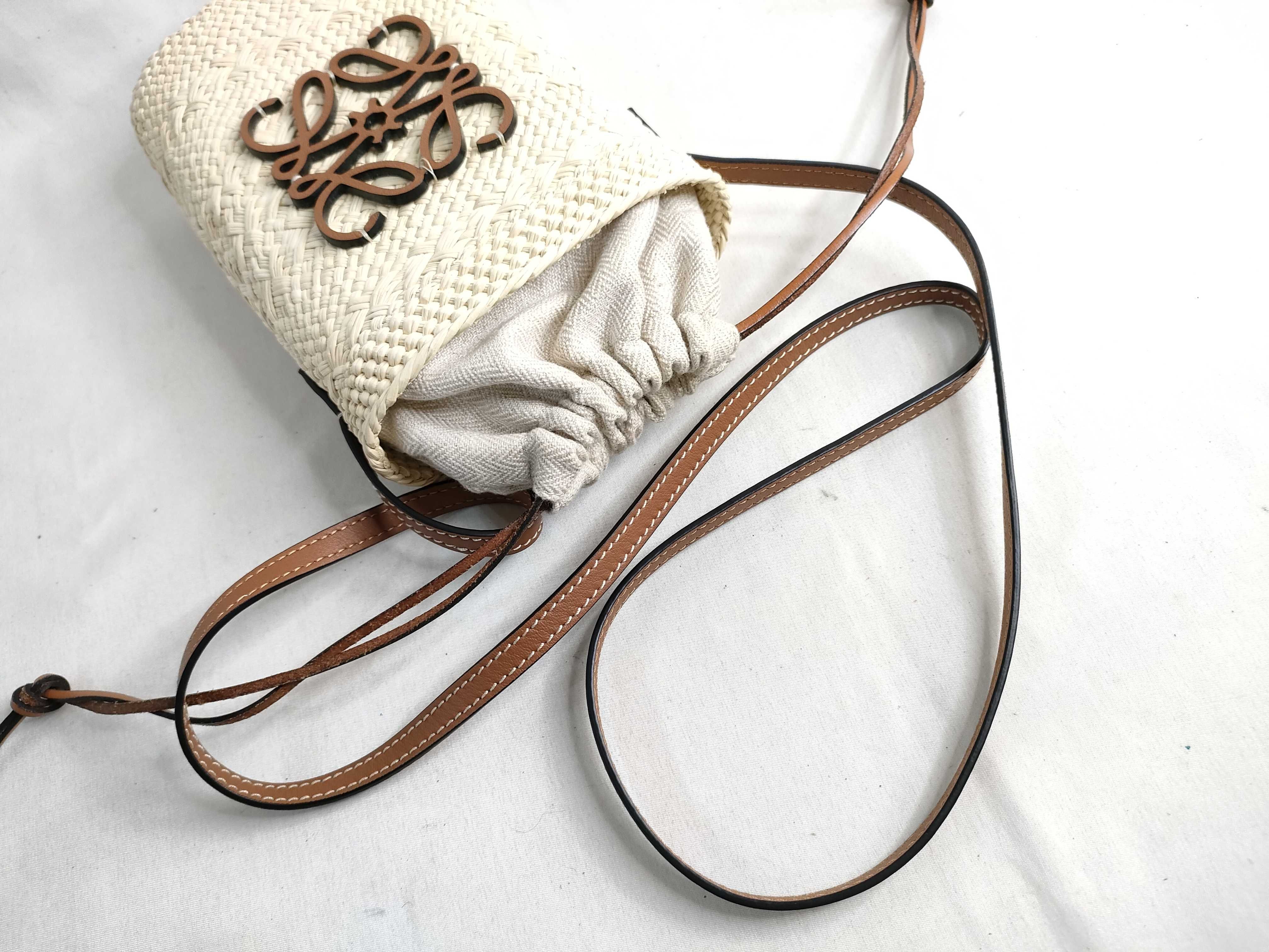 Anagram Square Pocket Raffia x Leather Shoulder Bag Beige x Brown Shoulder Bag — view 3