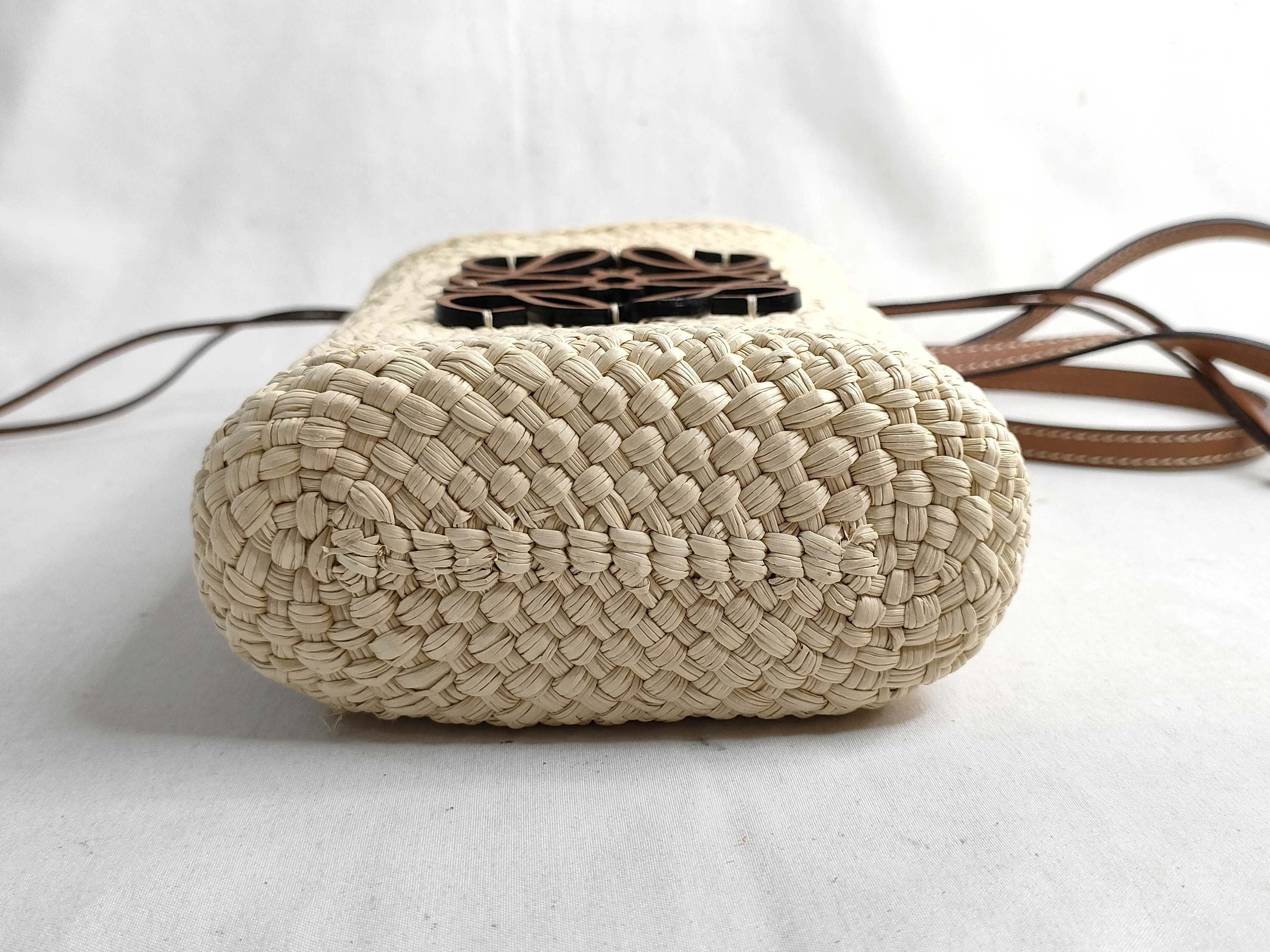 Anagram Square Pocket Raffia x Leather Shoulder Bag Beige x Brown Shoulder Bag — view 7