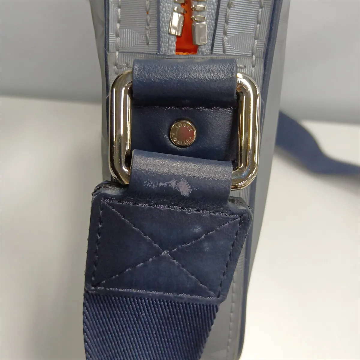 Monogram Satellite Alpha Messenger M44169 CA2188 Silver — view 15