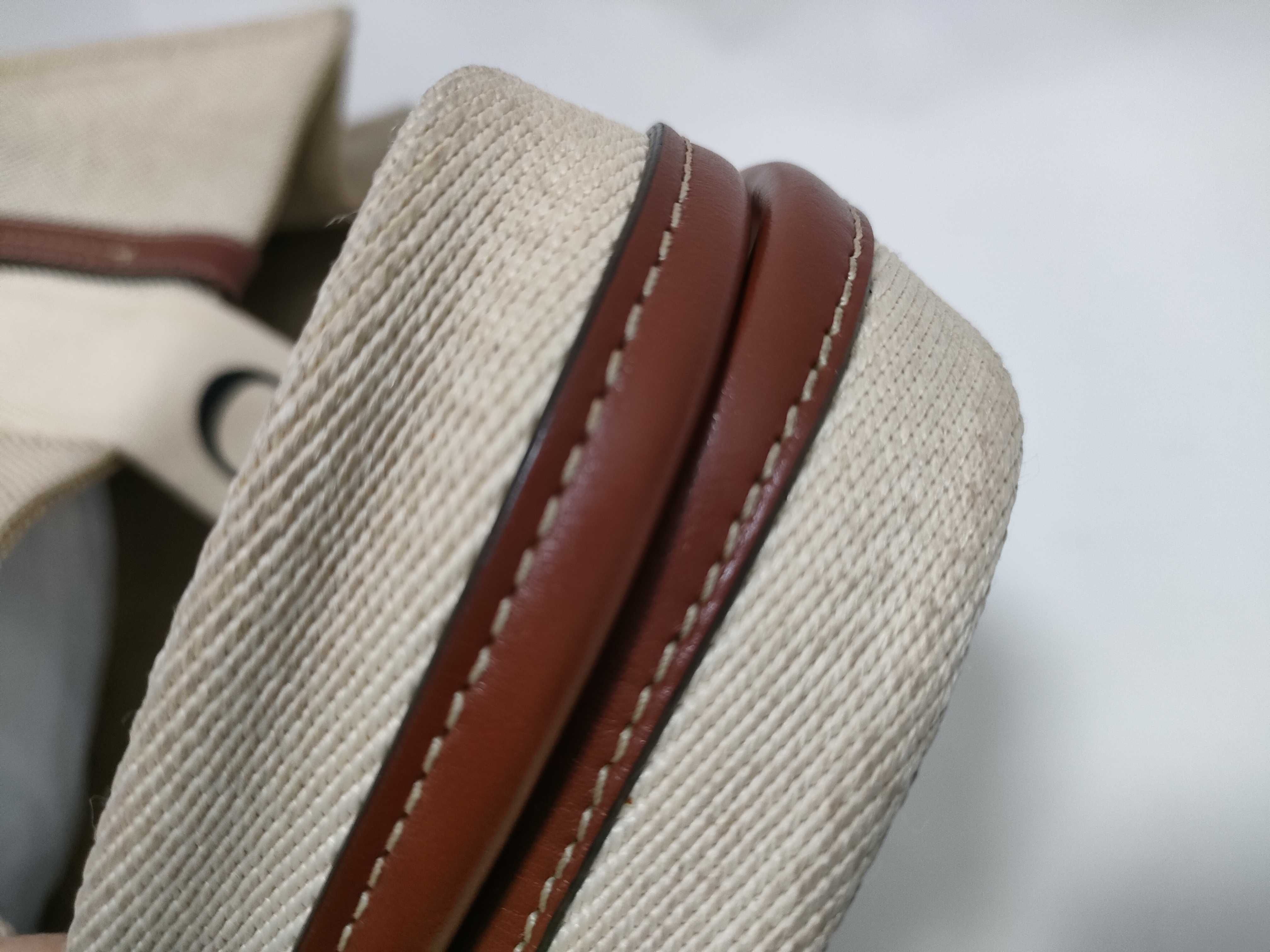 DU-Chloé Woody Large Canvas Tote Bag Beige — view 4