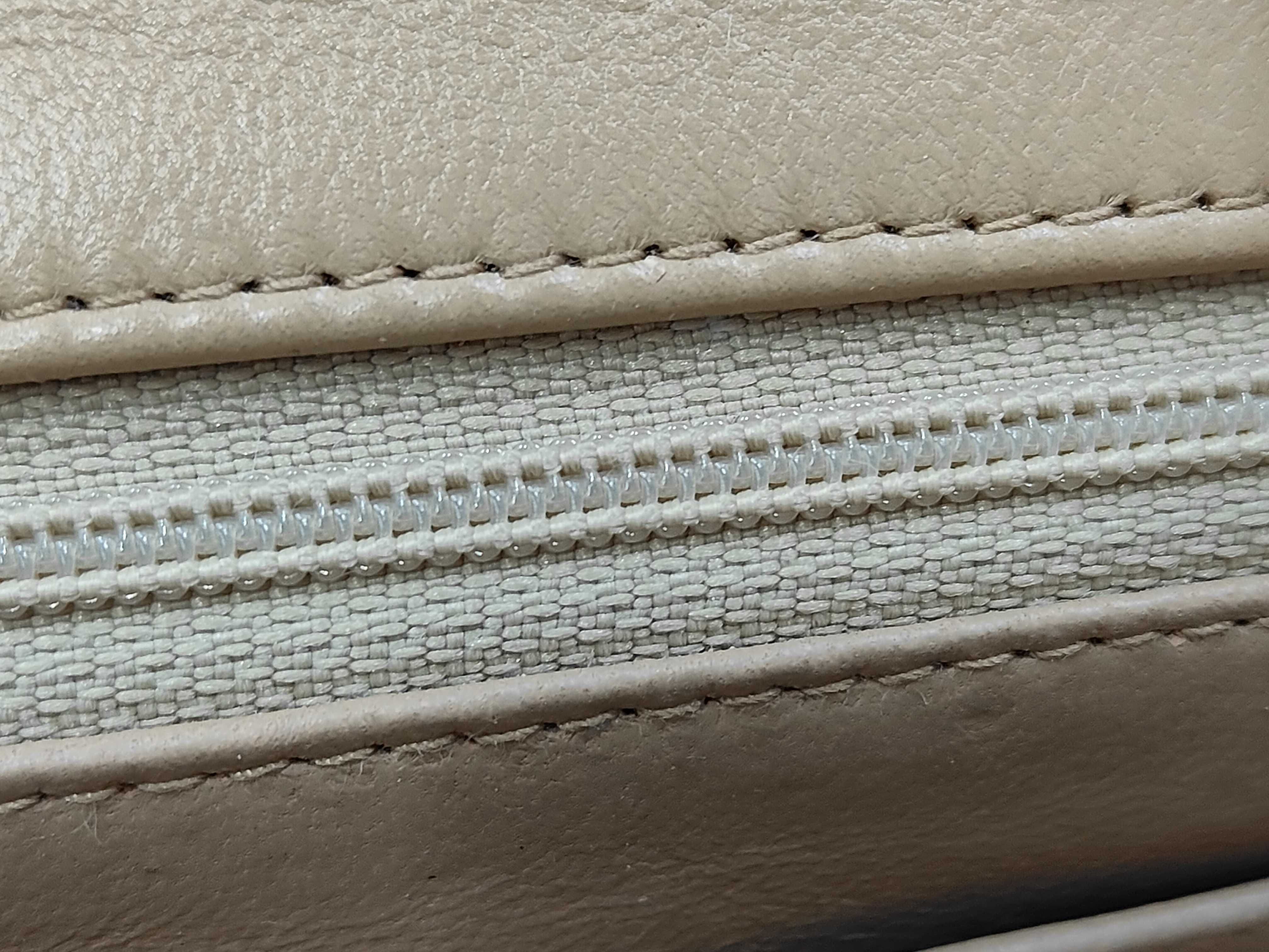 Lambskin Matelassé 23 Beige Gold Hardware Chain Shoulder Bag — view 11