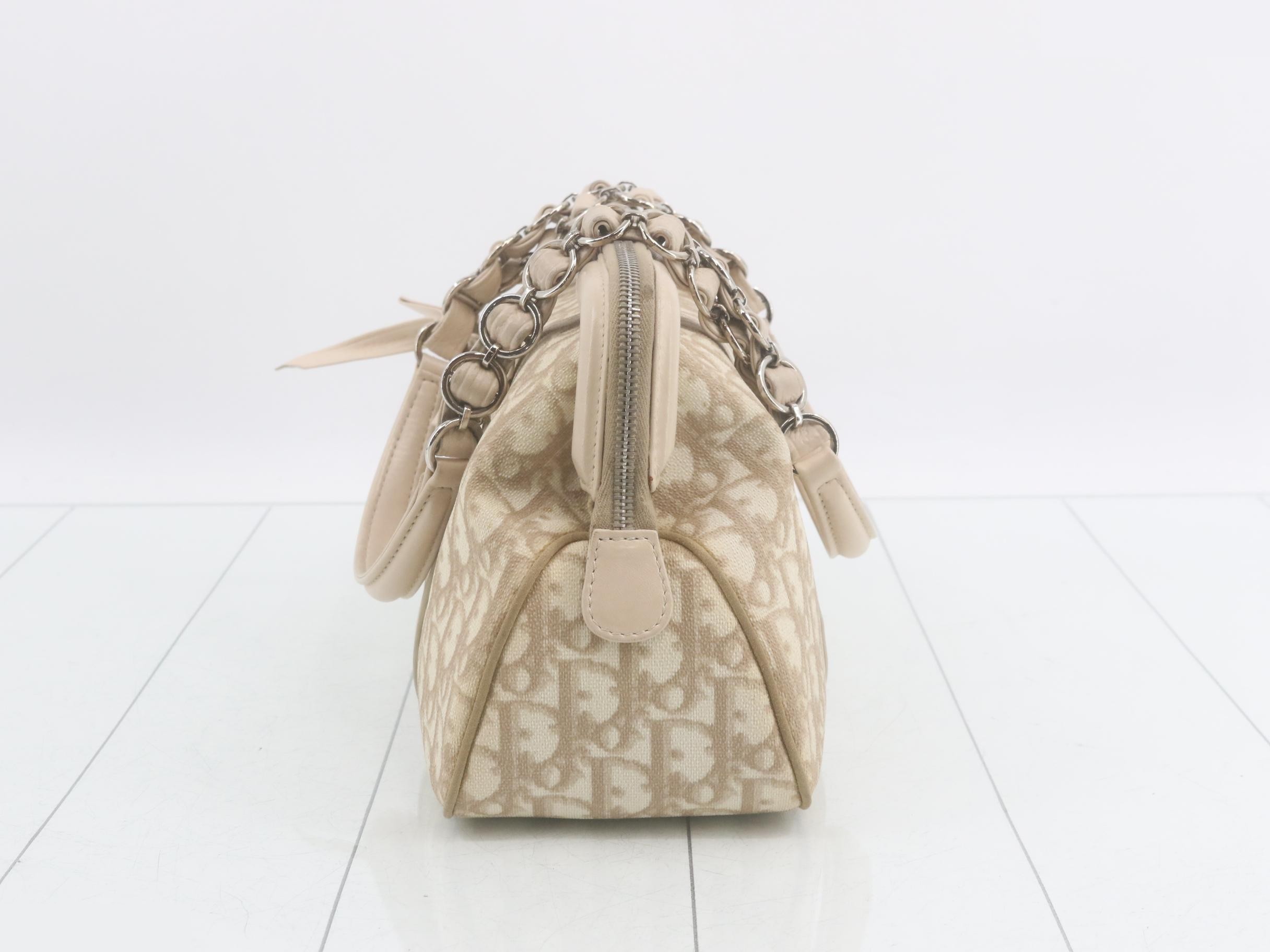 Trotter Chain Shoulder Bag — view 3