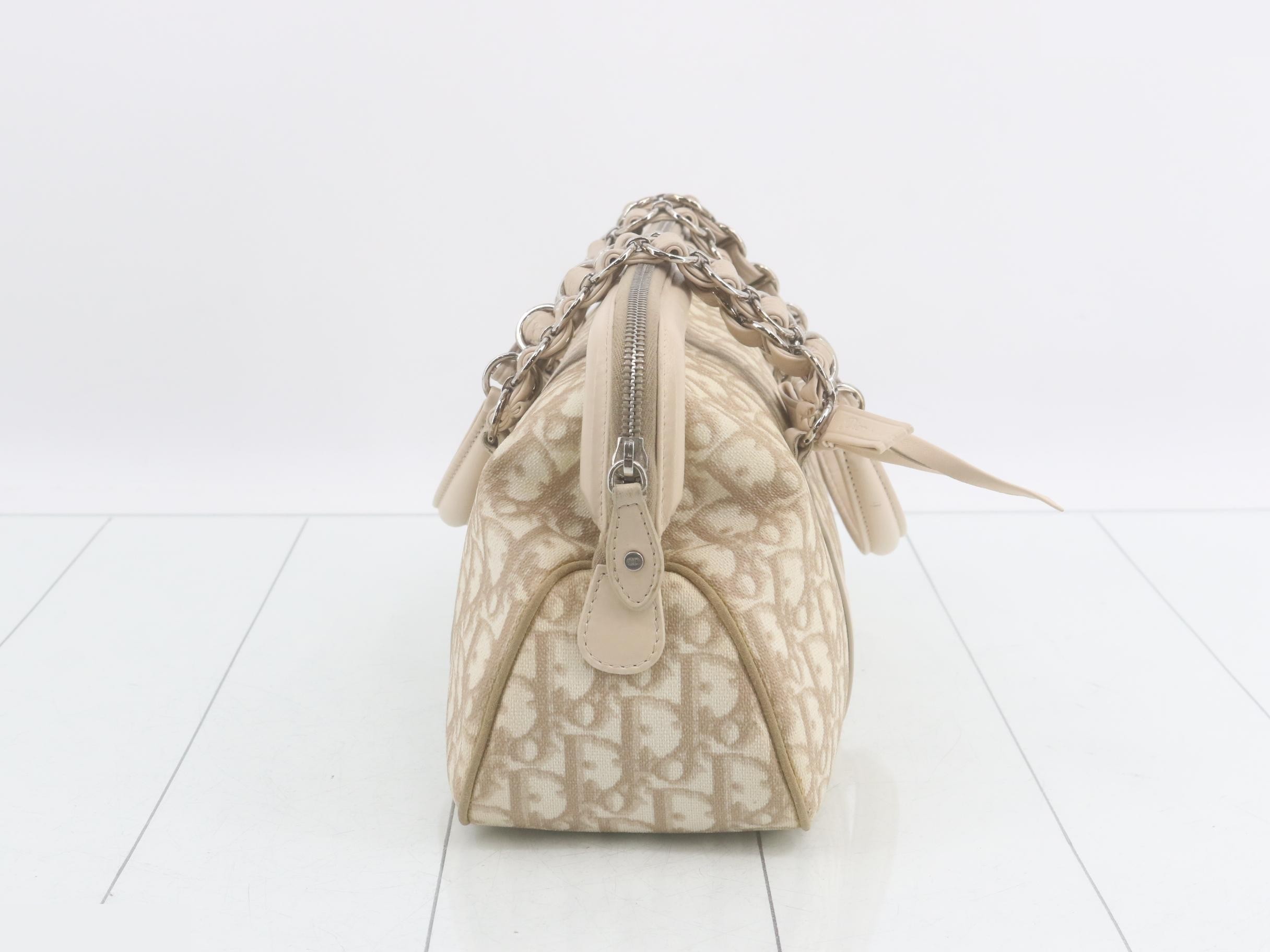 Trotter Chain Shoulder Bag — view 4