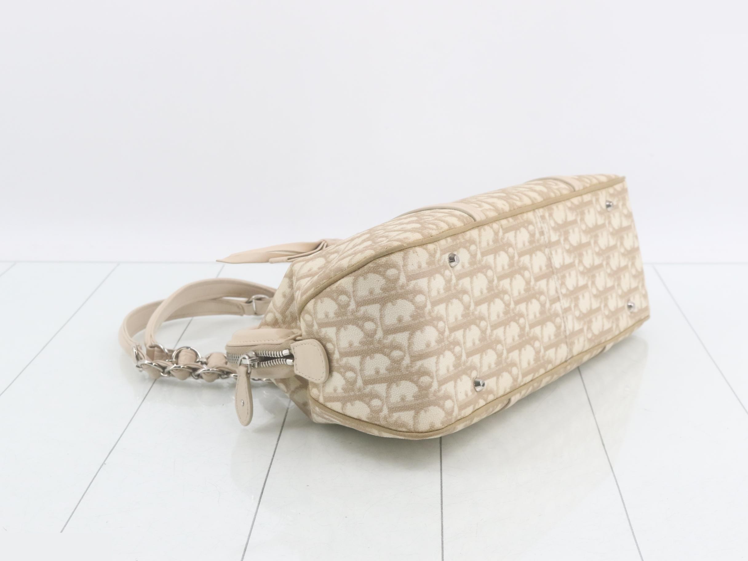 Trotter Chain Shoulder Bag — view 5