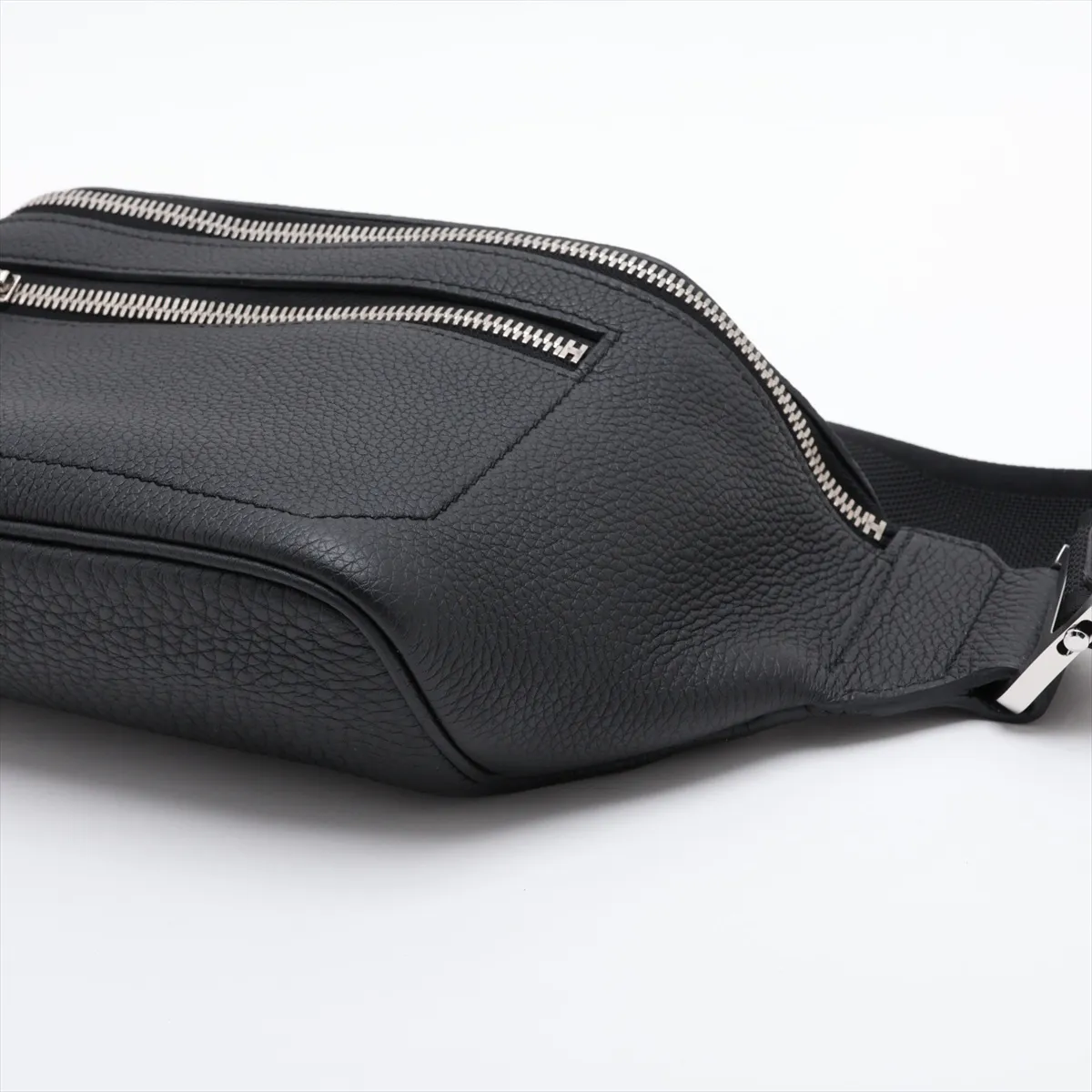 Cityslide Cross PM Taurillon Cristóbal Black Silver Hardware D:2019 — view 3