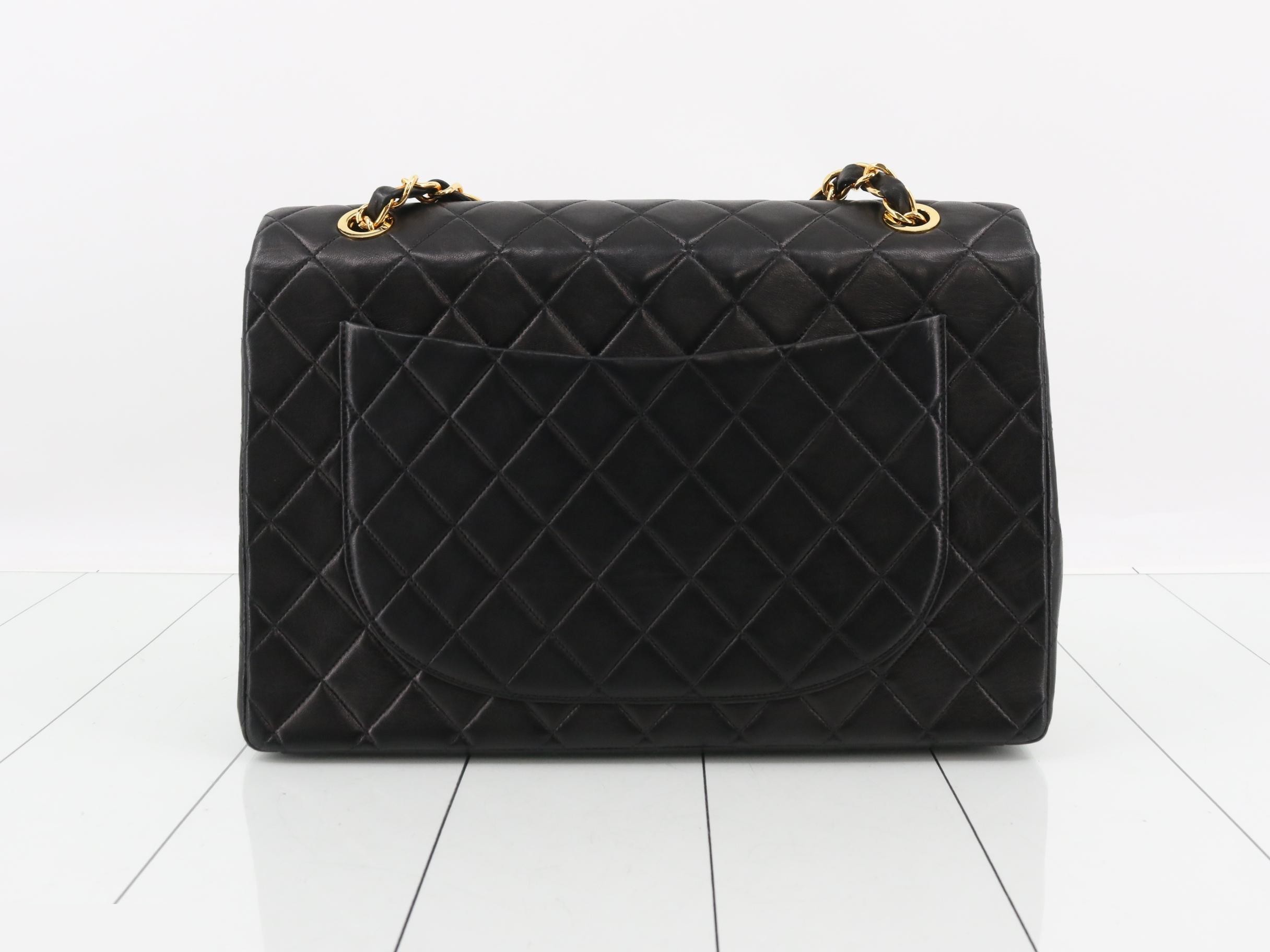 Dekamato 34 Shoulder Bag, Lambskin, Black — view 2