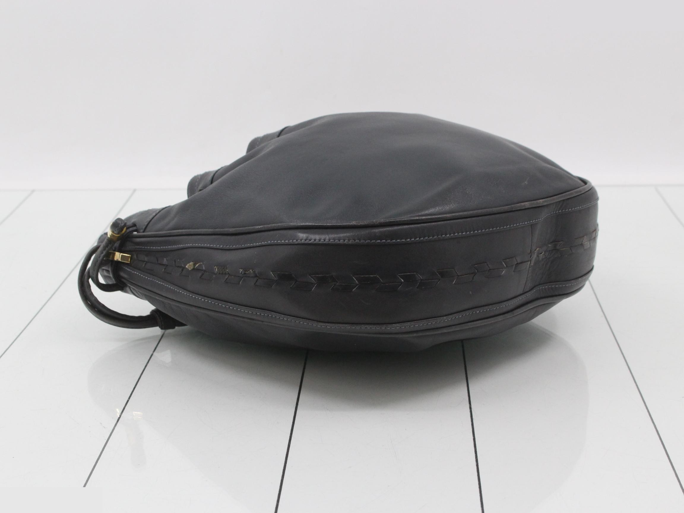 Vintage Gucci drawstring shoulder bag — view 5