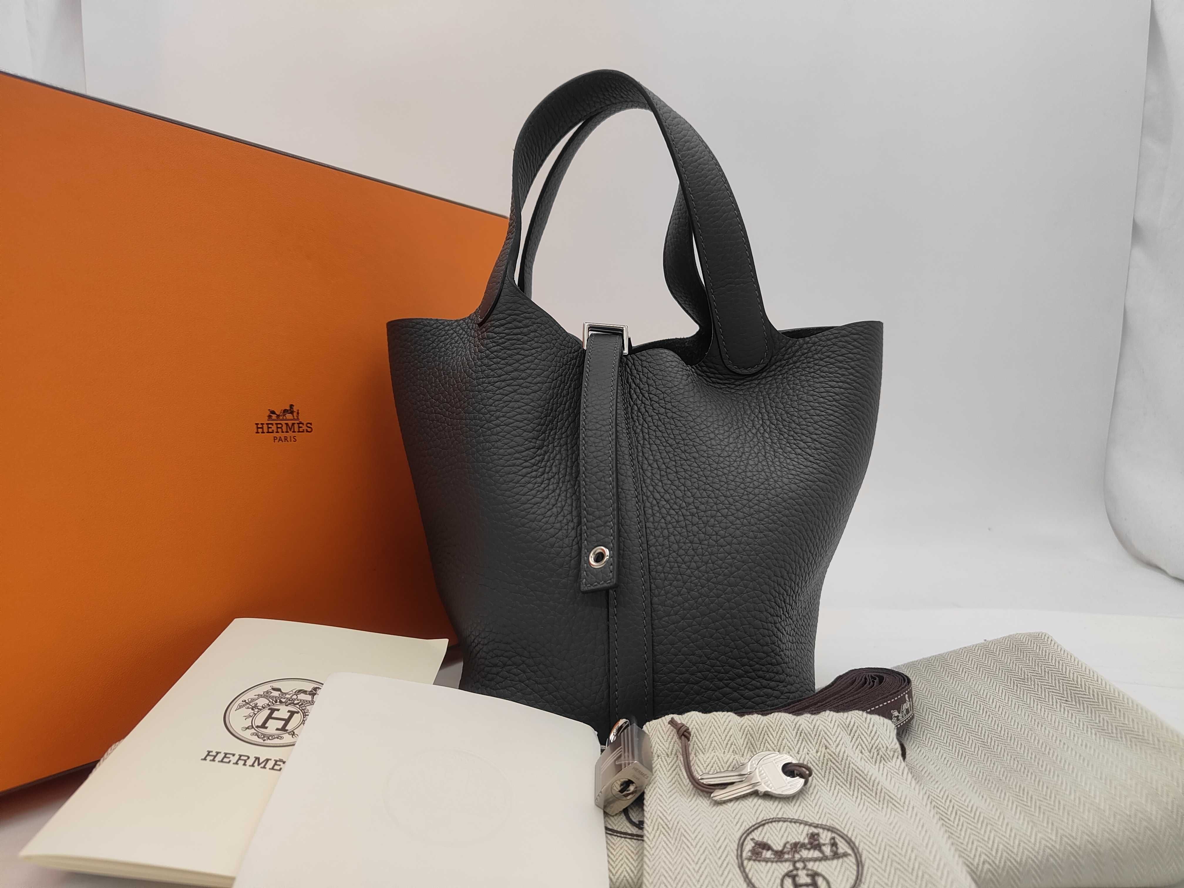 Picotin Lock 18 PM Taurillon Clemence Gris Misty K-stamp handbag