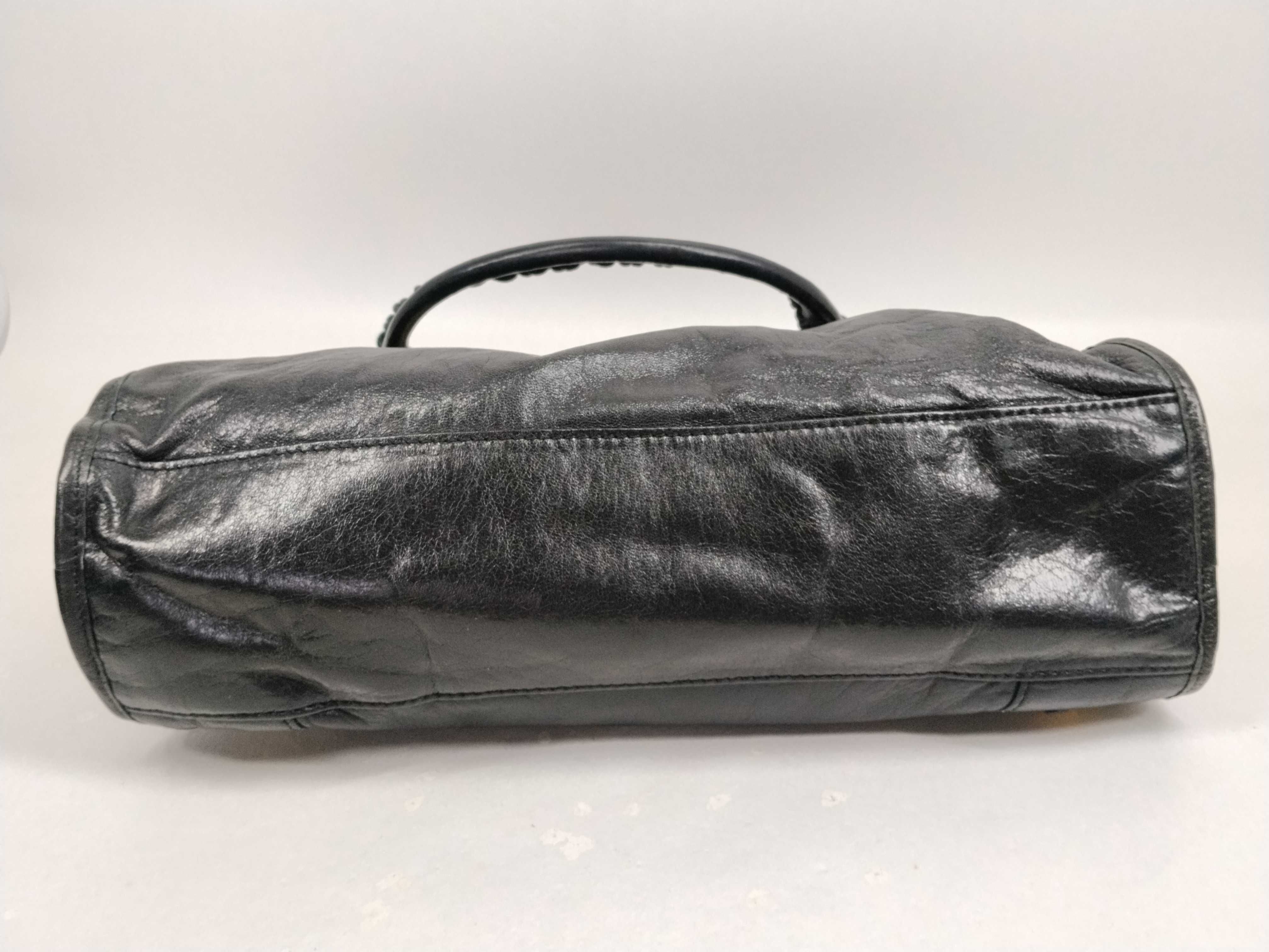 The Giant City Studded Leather Black Handbag — view 9