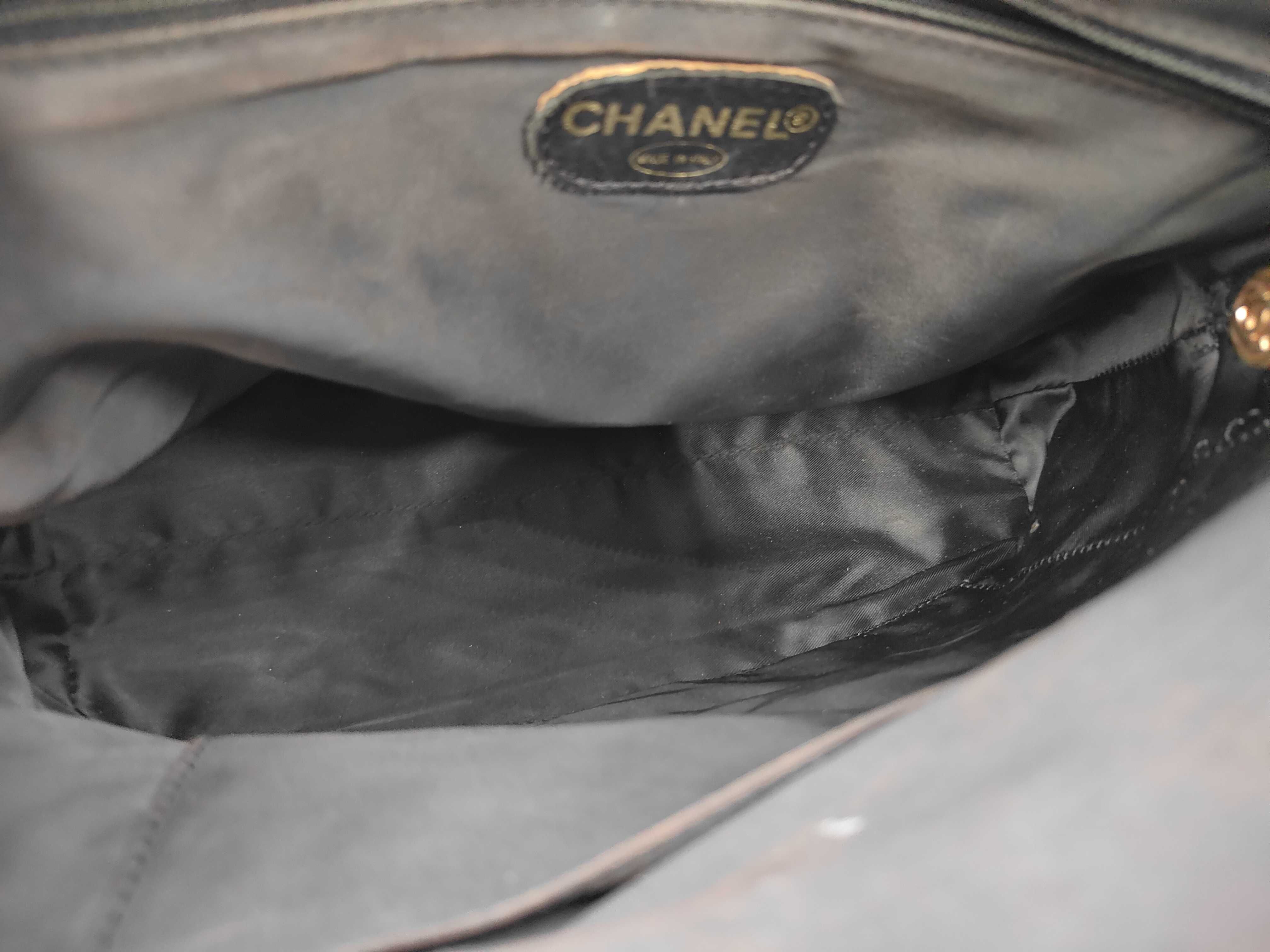 Caviar Skin Logo Tote Bag, Black, with sticker, torn inner pocket, W31cm. — view 9