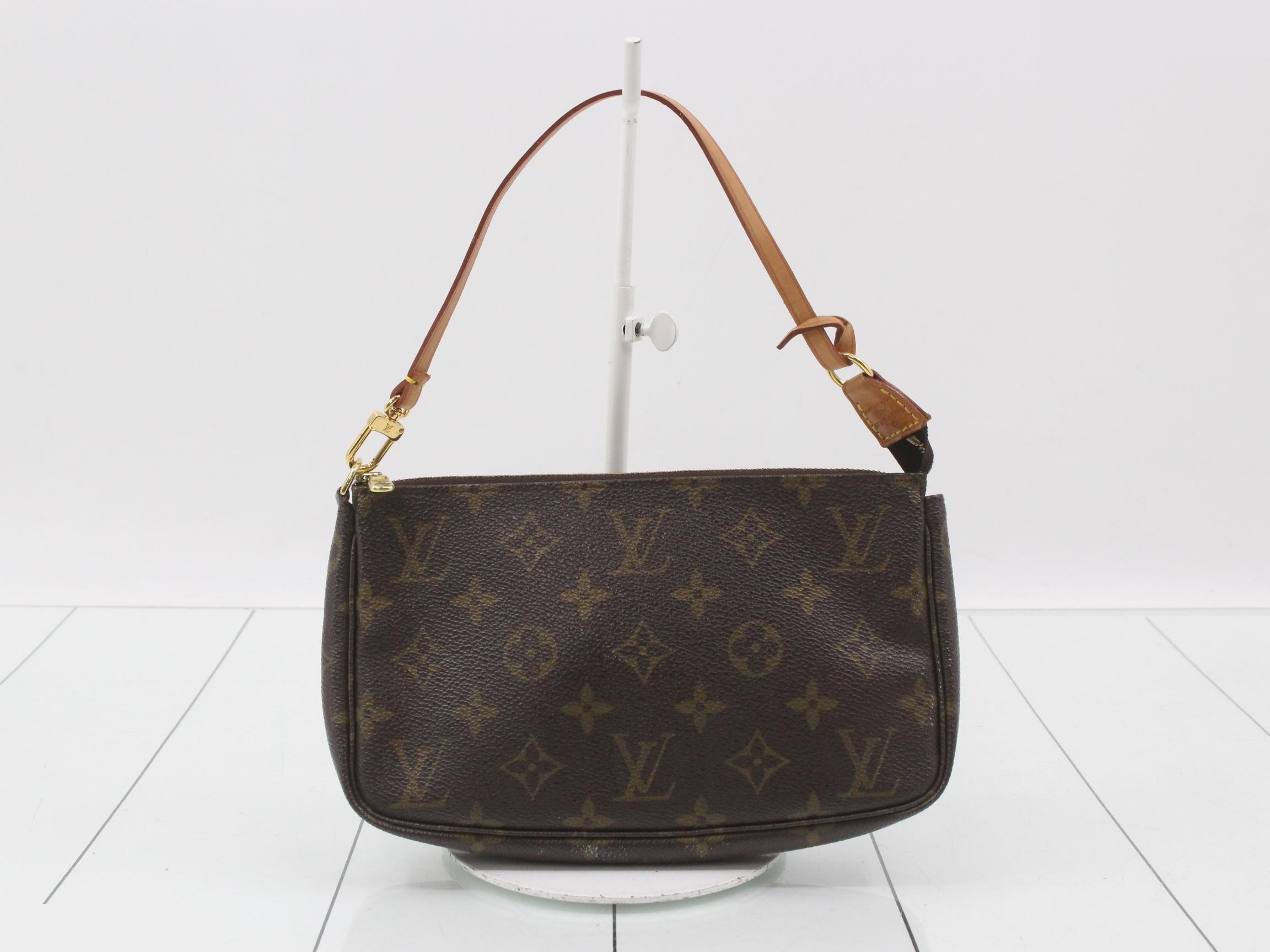 Pochette Accessoires (old model)