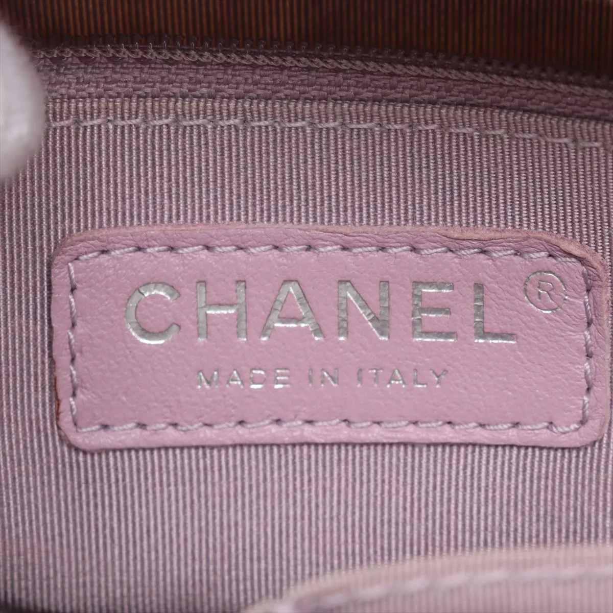 Gabriel de Chanel vinyl x leather x tweed chain shoulder bag white gold x silver hardware 25899002 25th series — view 10