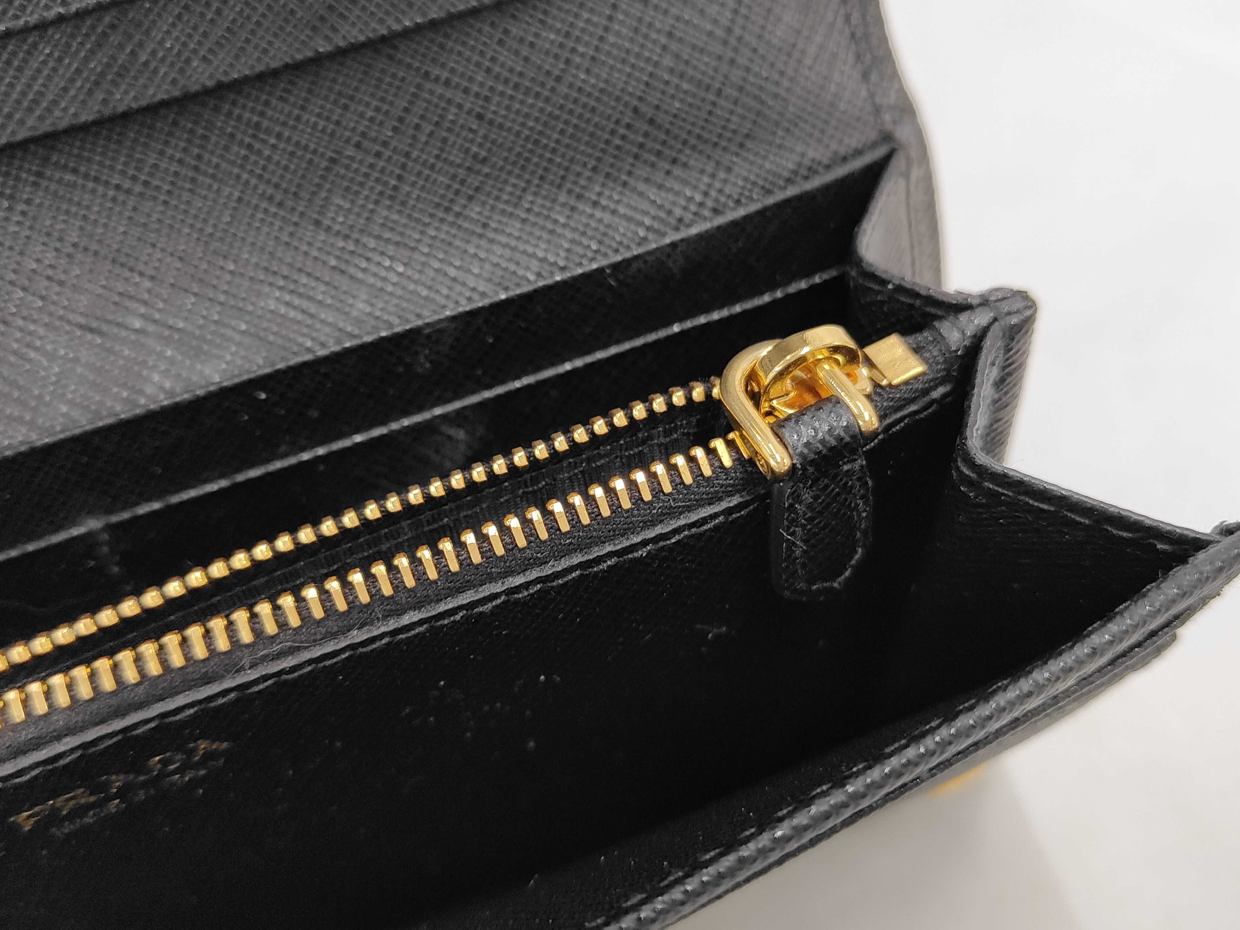 Triangle Logo Saffiano 1MH132 Long Wallet — view 9