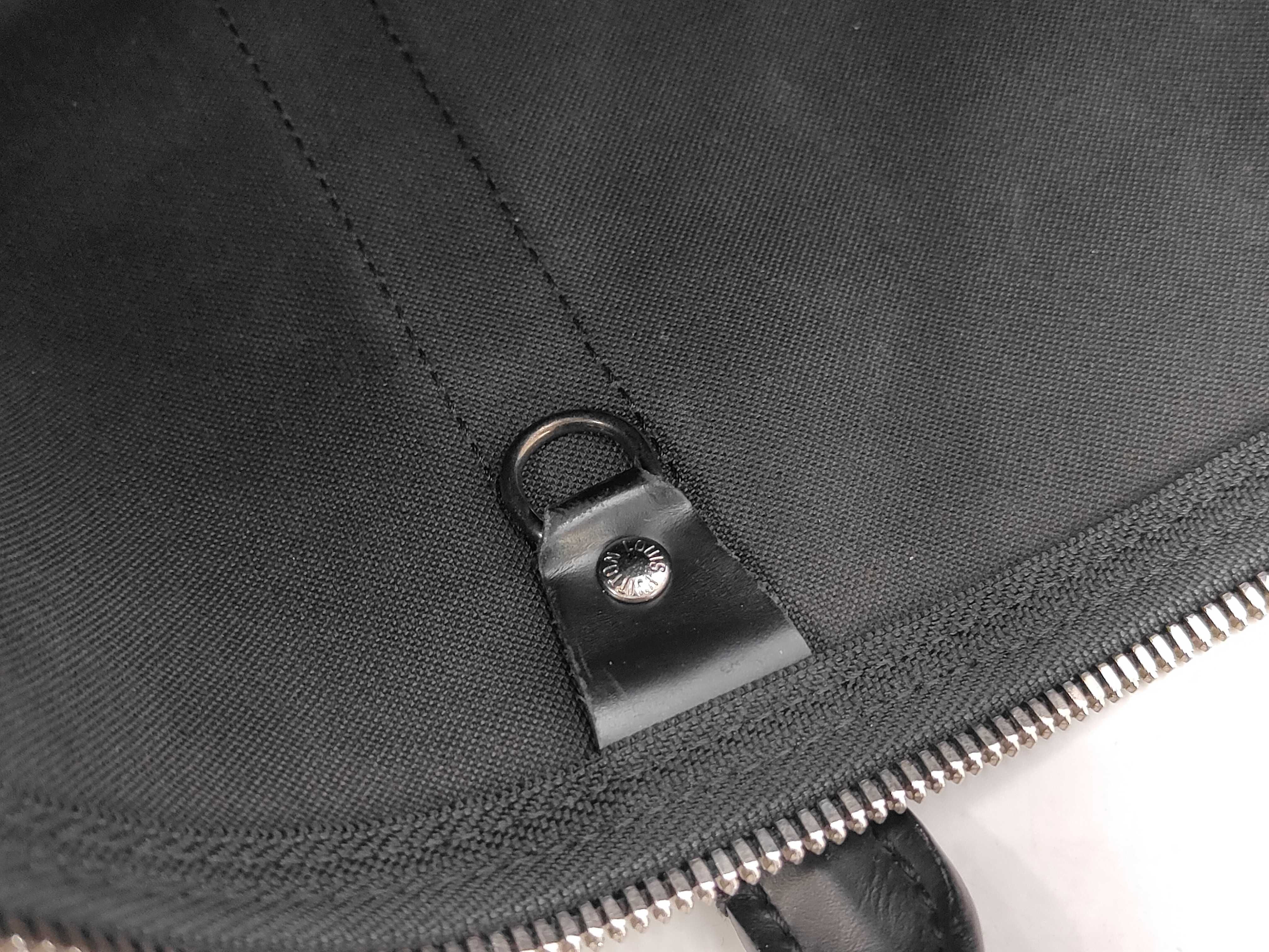 LV Keepall Bandoulière 55 Boston Bag — view 10