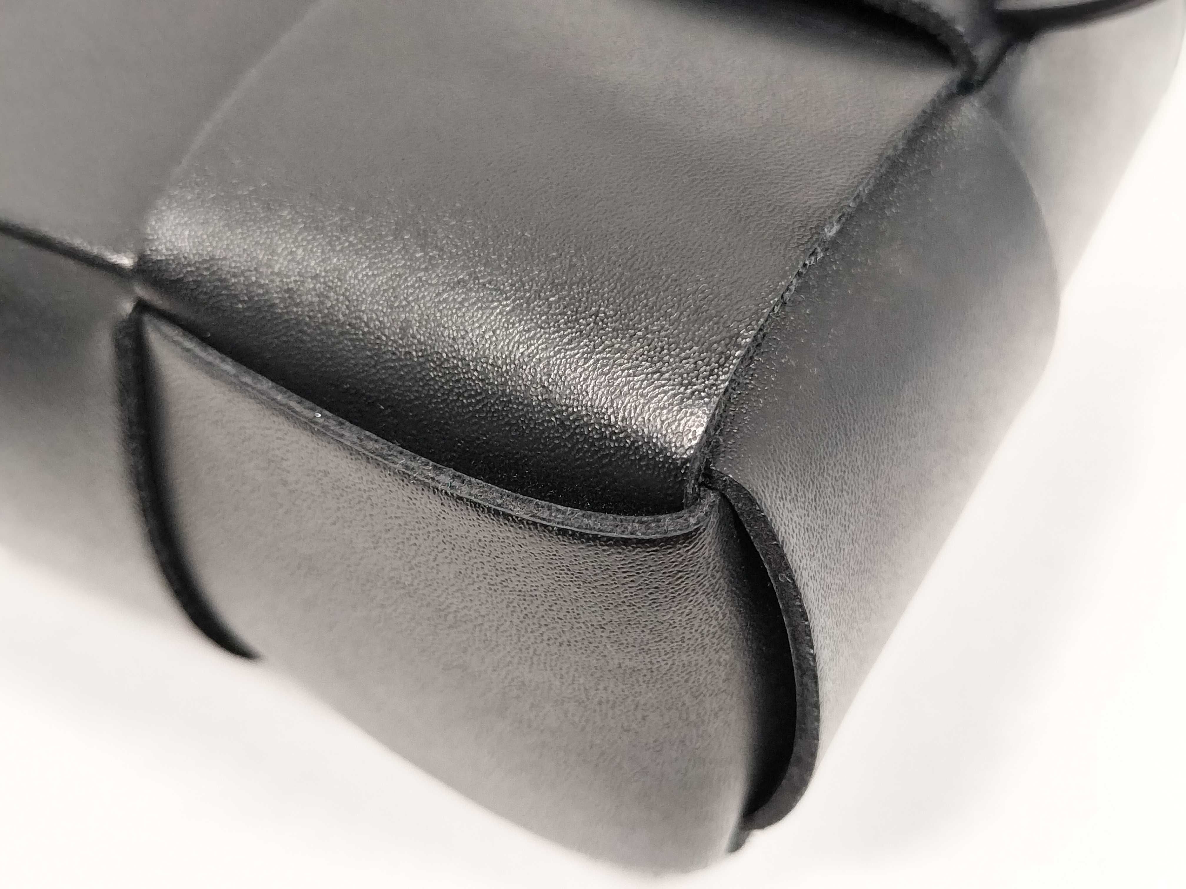 Maxi Intrecciato Cassette Leather Shoulder Bag, Black Waist Bag — view 6