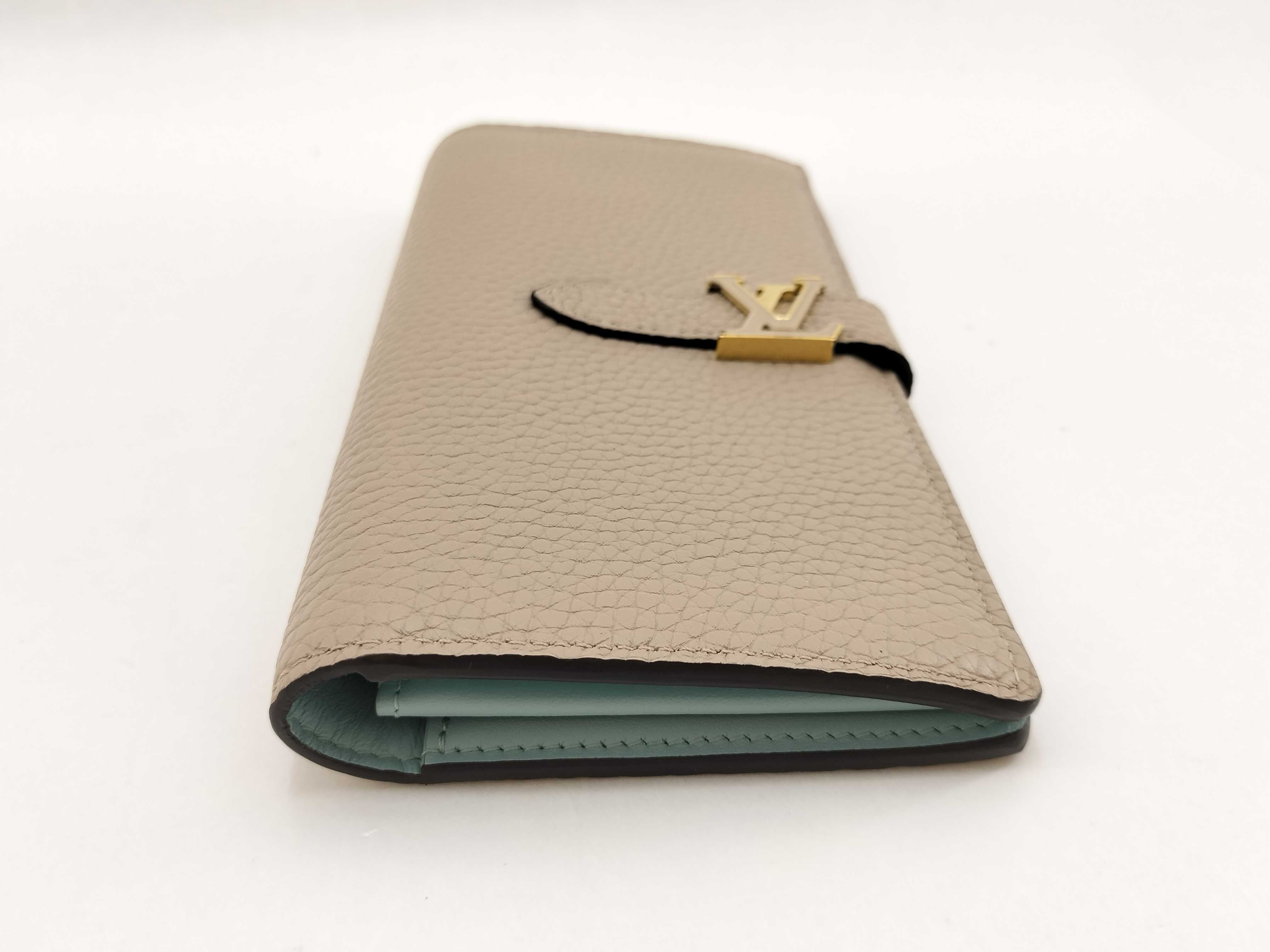 Taurillon Vertical Wallet Galet — view 3