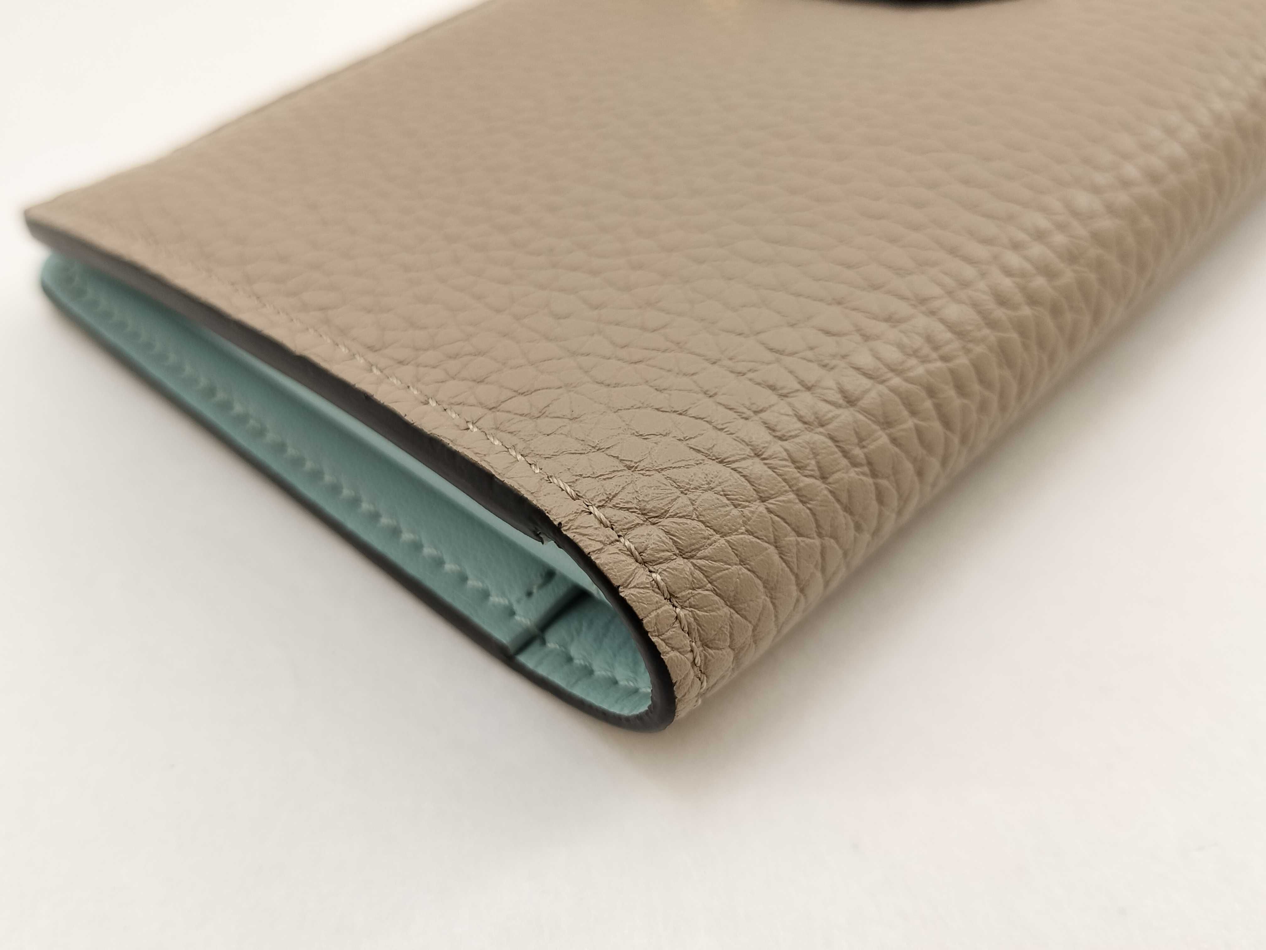 Taurillon Vertical Wallet Galet — view 6