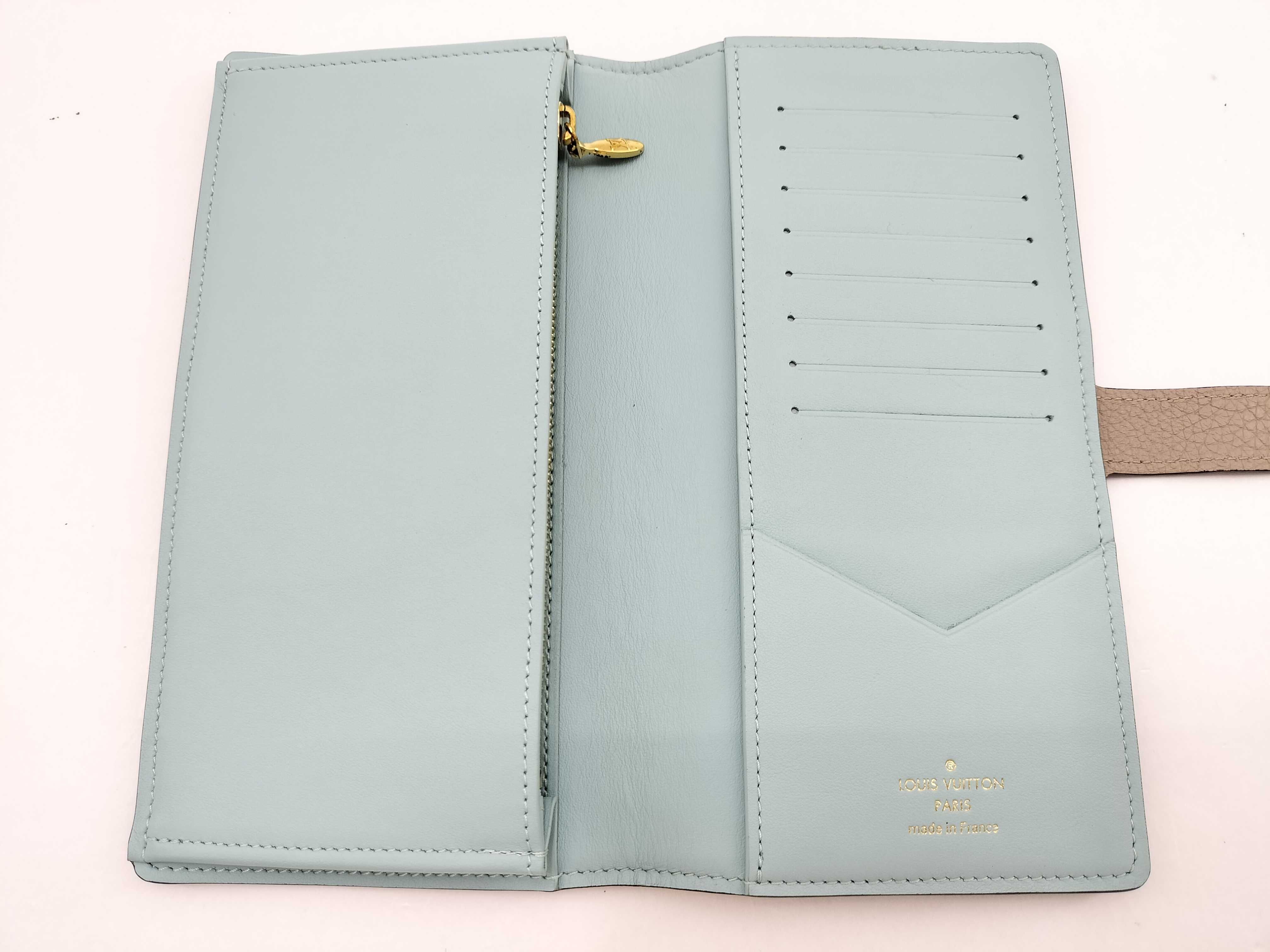 Taurillon Vertical Wallet Galet — view 9