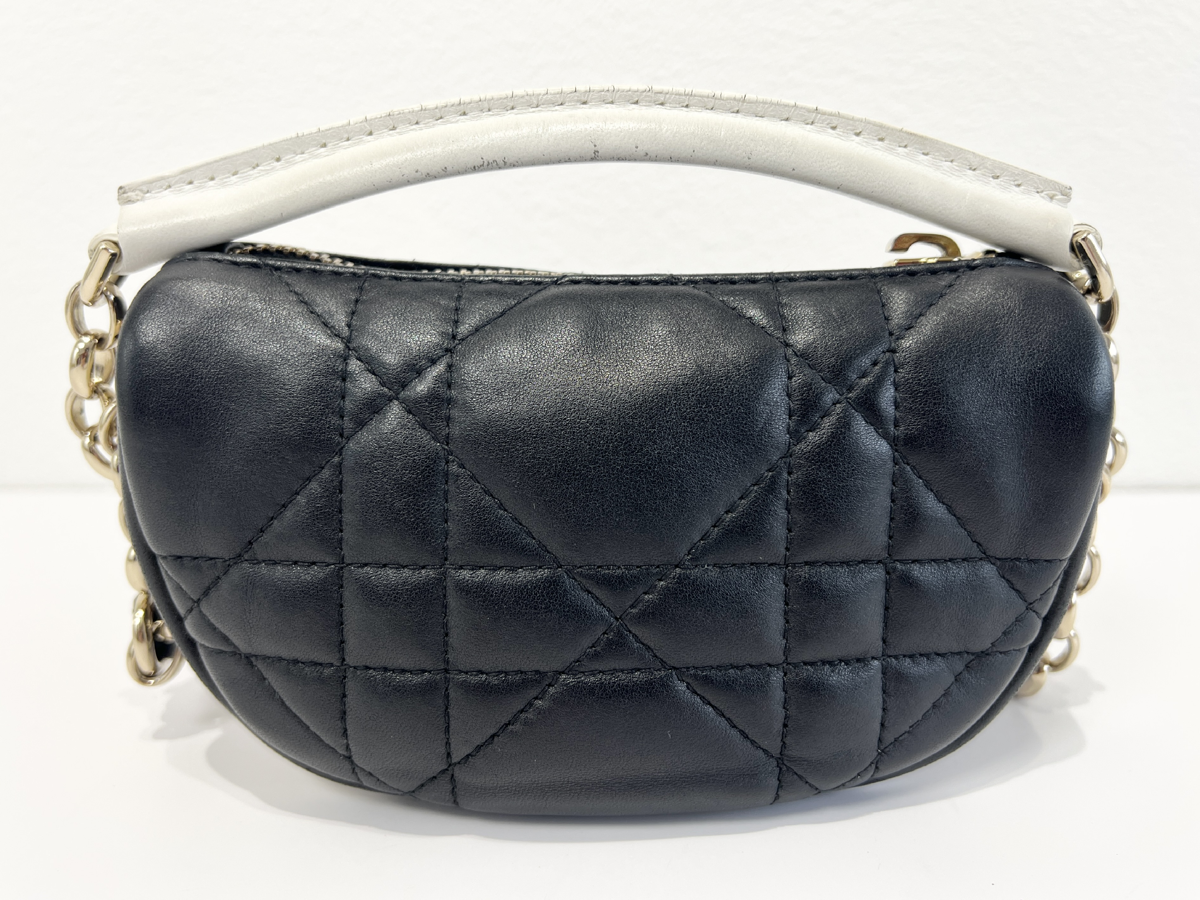 Vibe Cannage Leather Chain 2-way Handbag Shoulder Bag — view 2