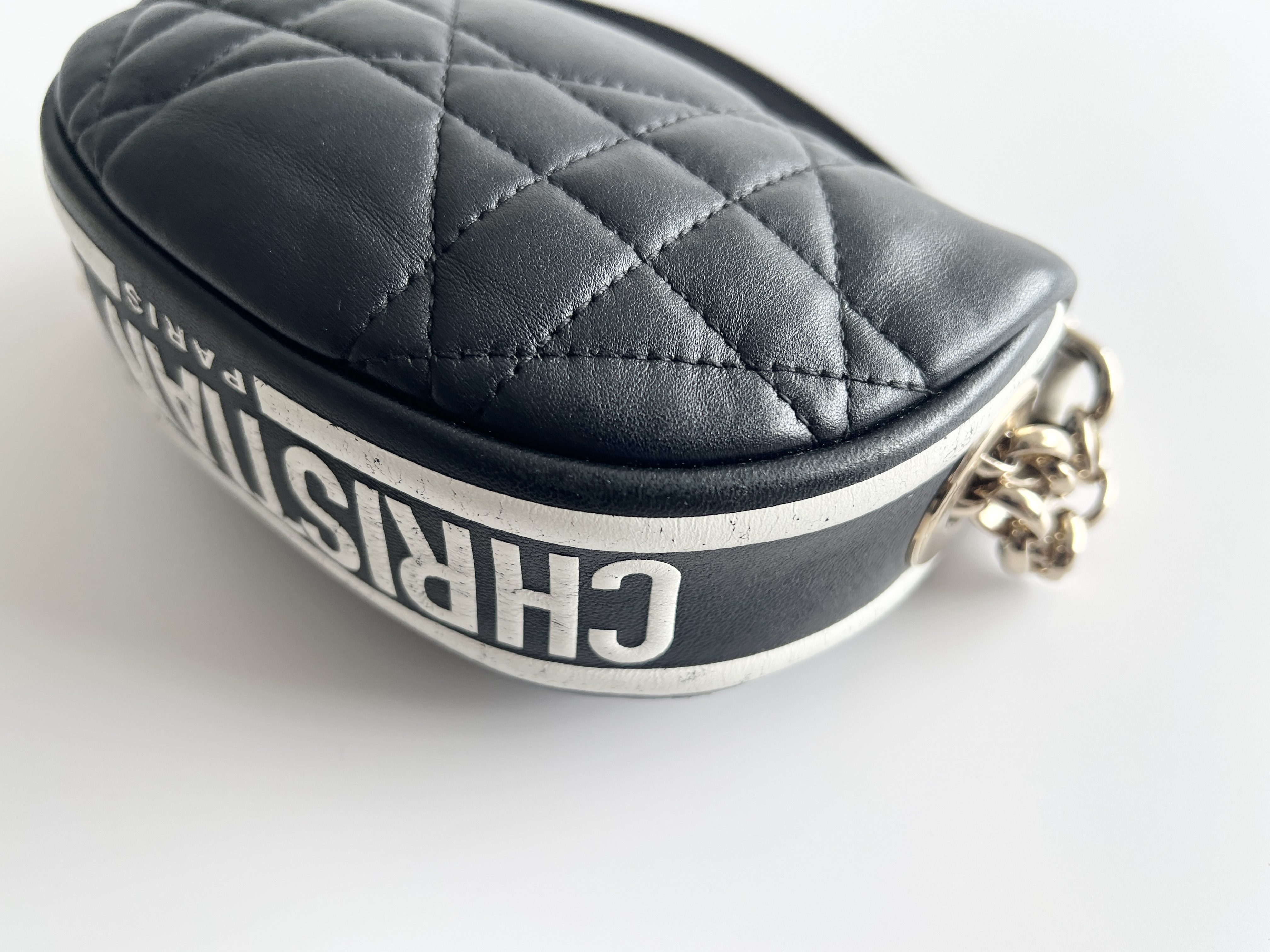 Vibe Cannage Leather Chain 2-way Handbag Shoulder Bag — view 12