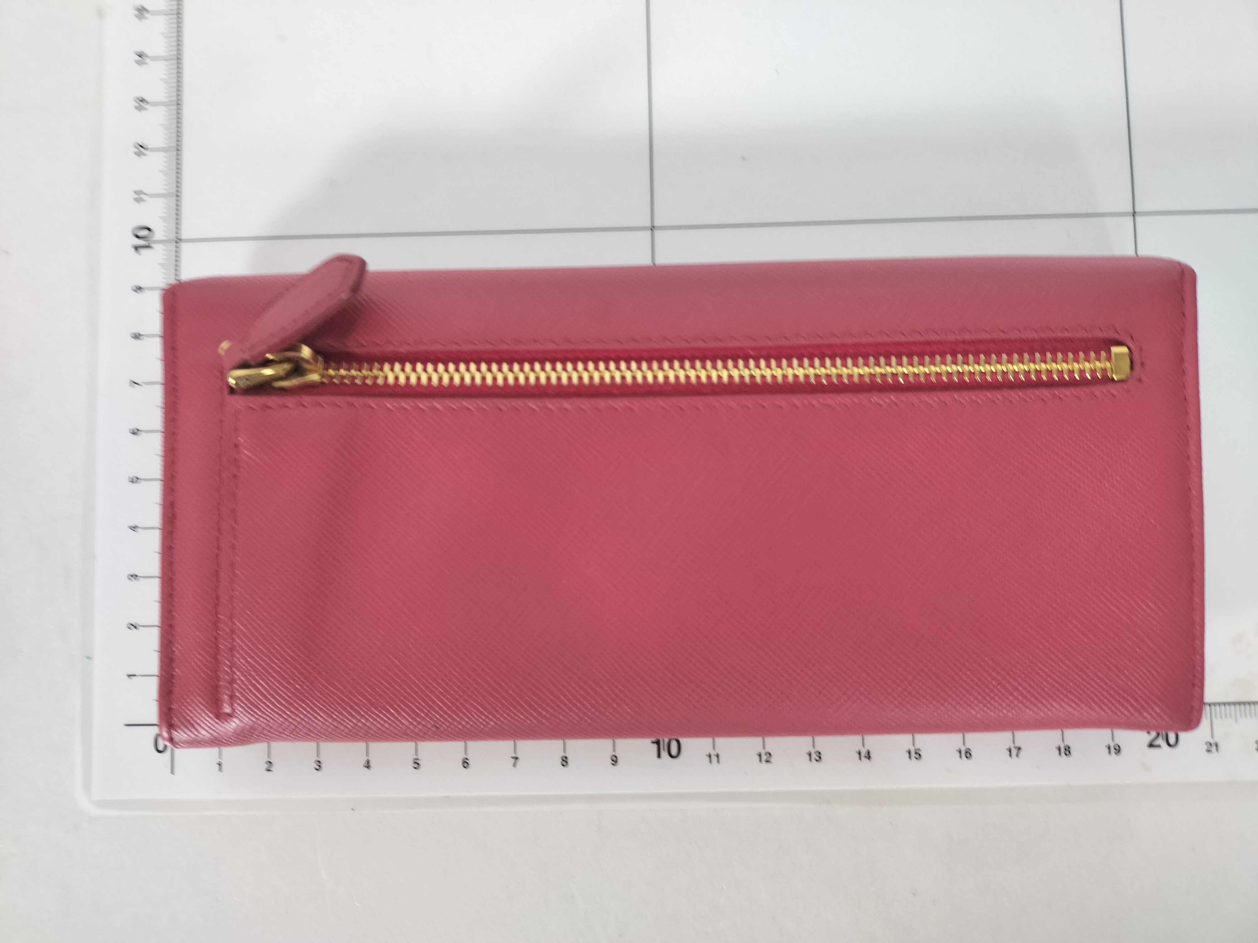 Saffiano Leather Bi-fold Long Wallet, Coin Purse, Billfold, Women's, Pink — view 2