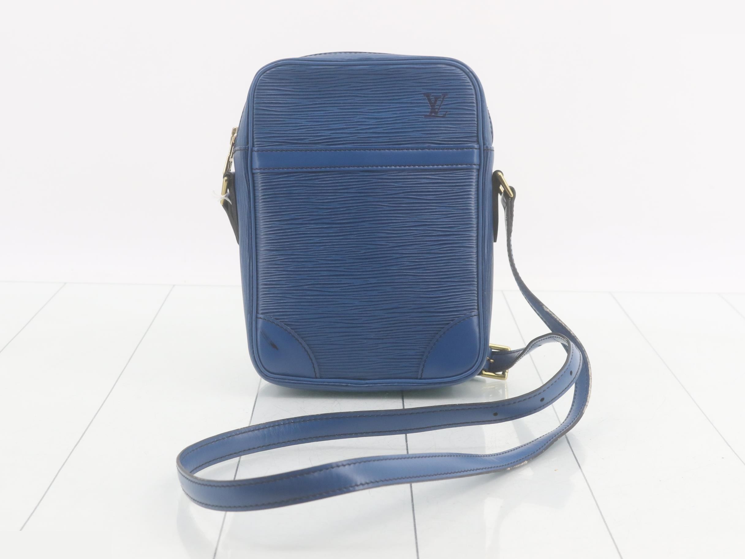 Epi Shoulder Bag