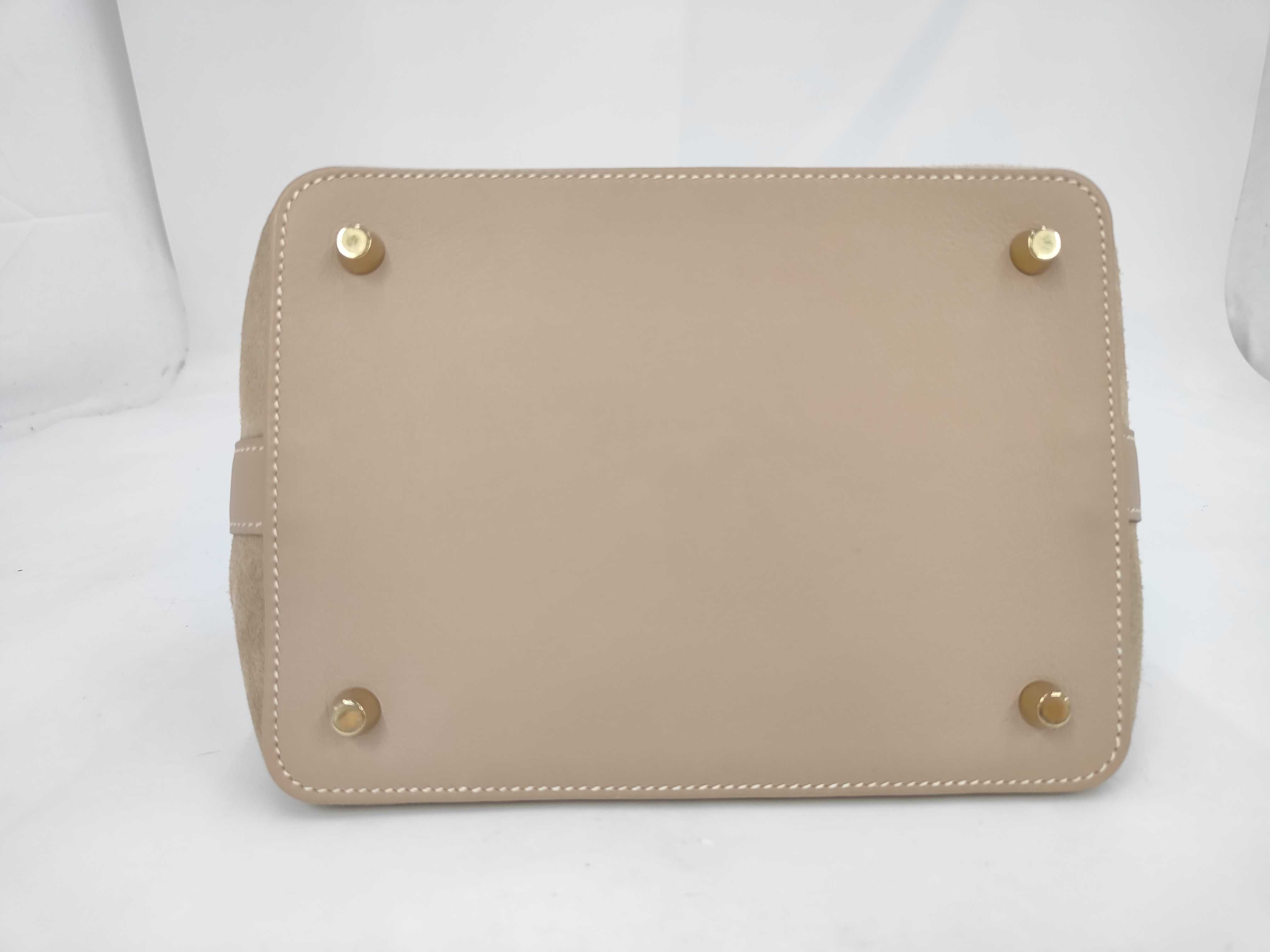 Toolbox 20 Doblis Beige Handbag with Gold Hardware ( P Stamp) — view 3