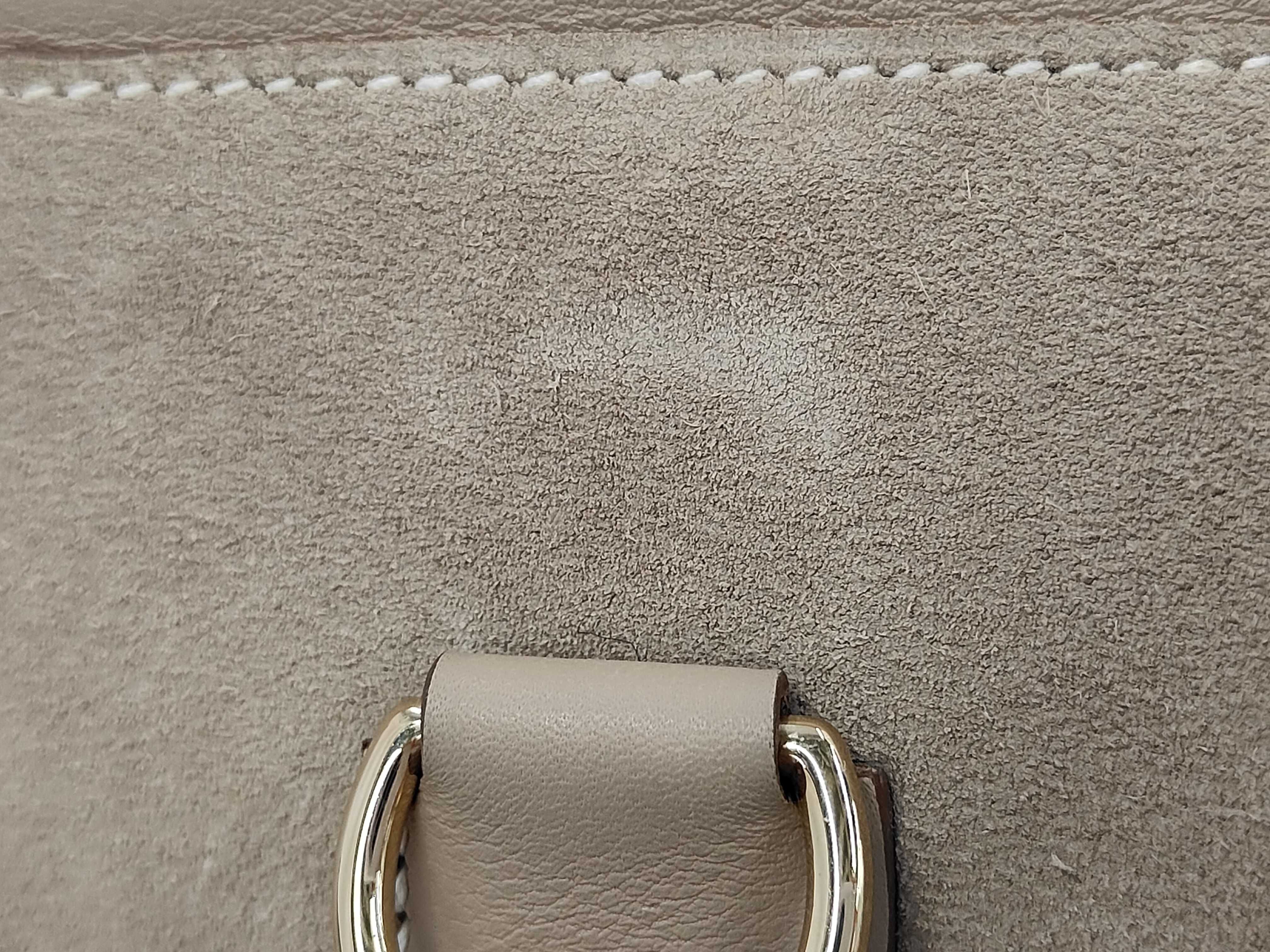 Toolbox 20 Doblis Beige Handbag with Gold Hardware ( P Stamp) — view 6