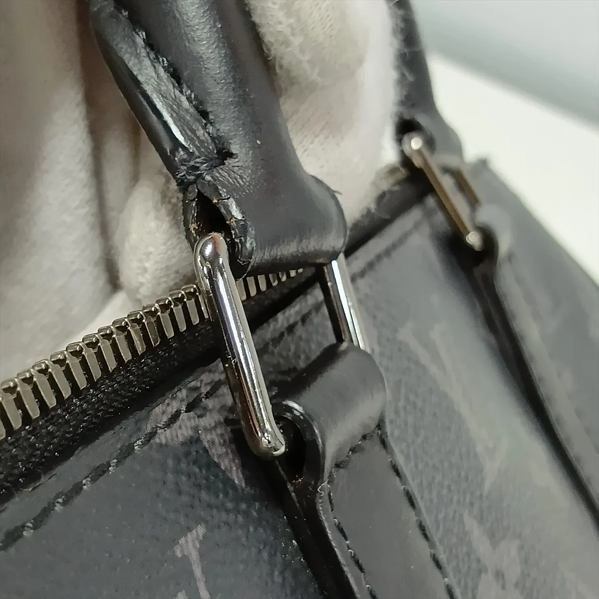 Monogram Eclipse Sac Plat Cross M46098 Black (RFID detected) — view 12