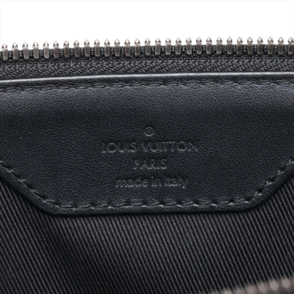 Monogram Eclipse Sac Plat Cross M46098 Black (RFID detected) — view 9