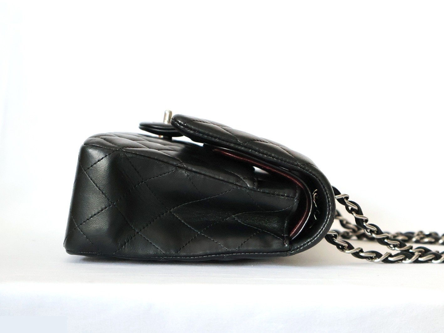 Matelassé 25 Lambskin Double Flap Double Chain Shoulder Bag, Black — view 6