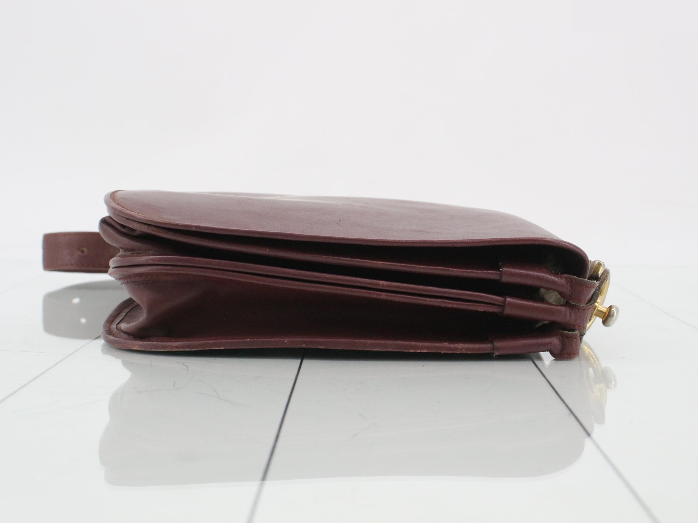 Must Line (Bag) - Shoulder Bag — view 3