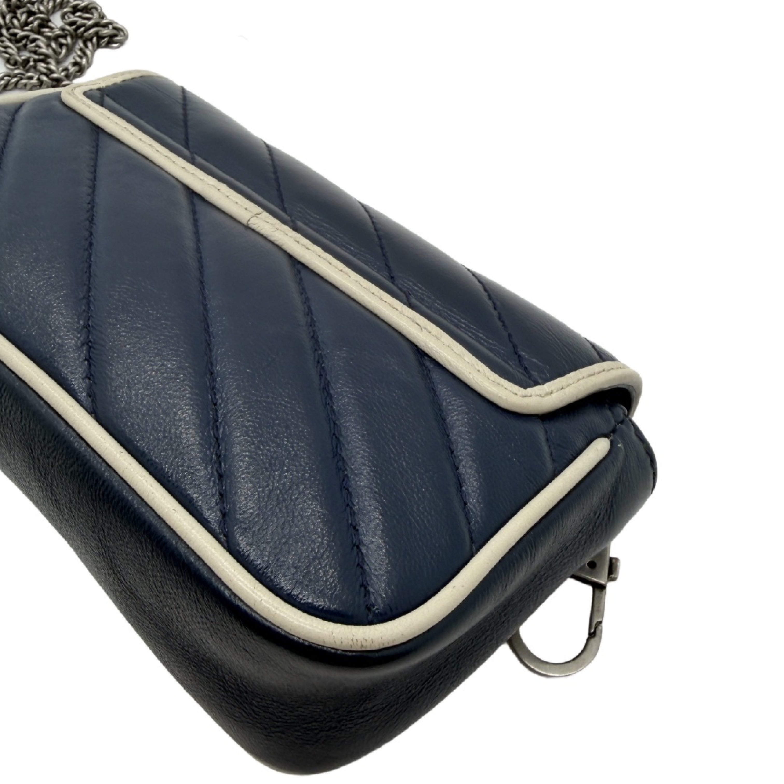 Marmont Mini Shoulder Bag — view 9