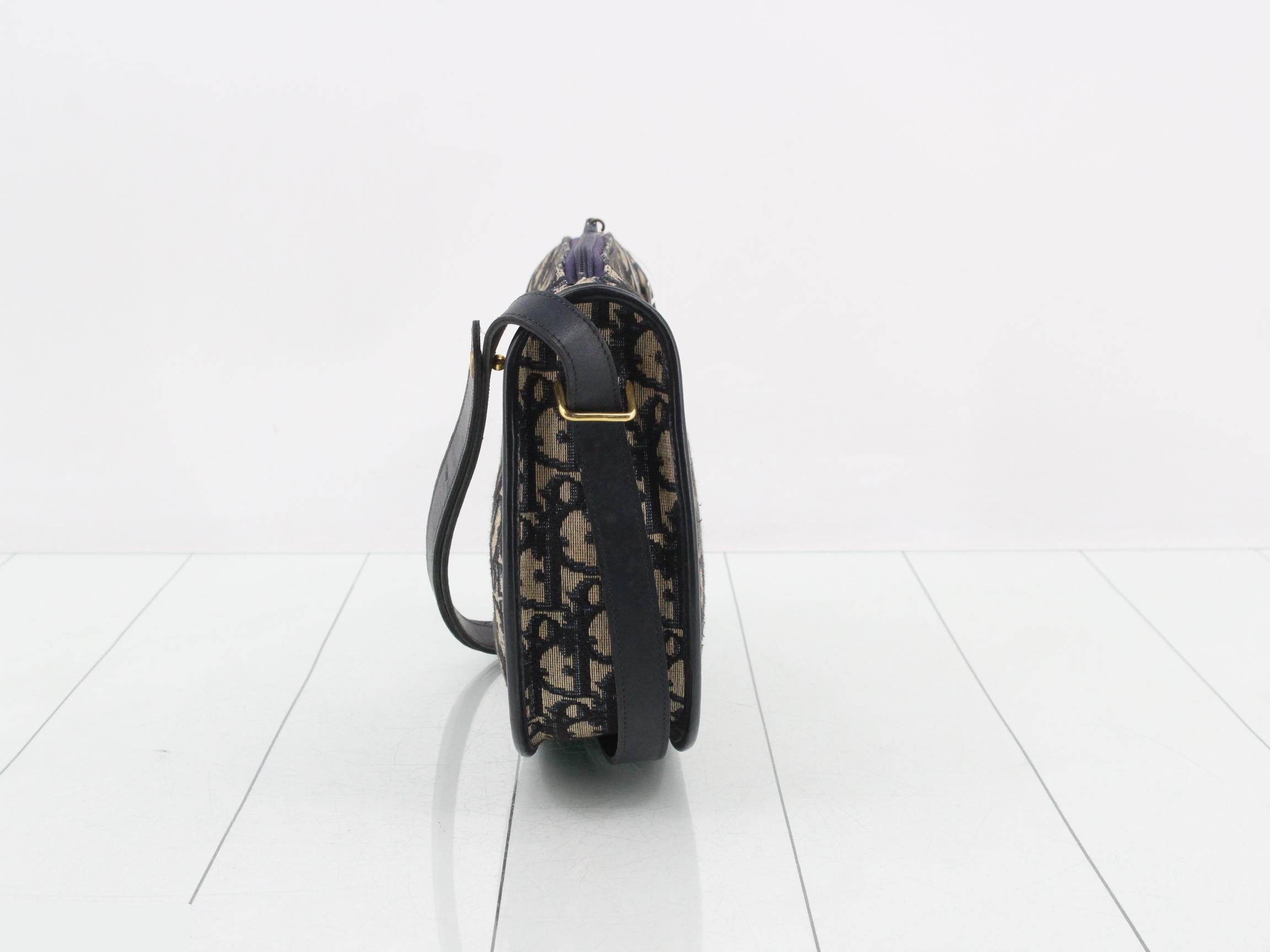 Trotter (bag) - Shoulder bag — view 3