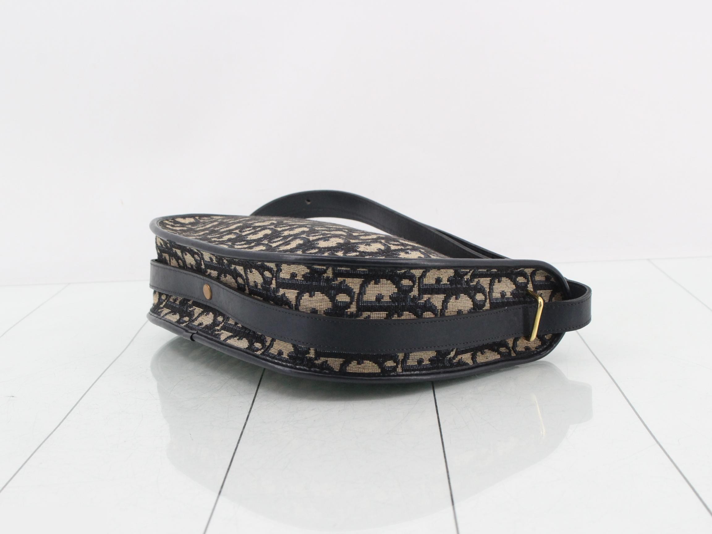Trotter (bag) - Shoulder bag — view 6