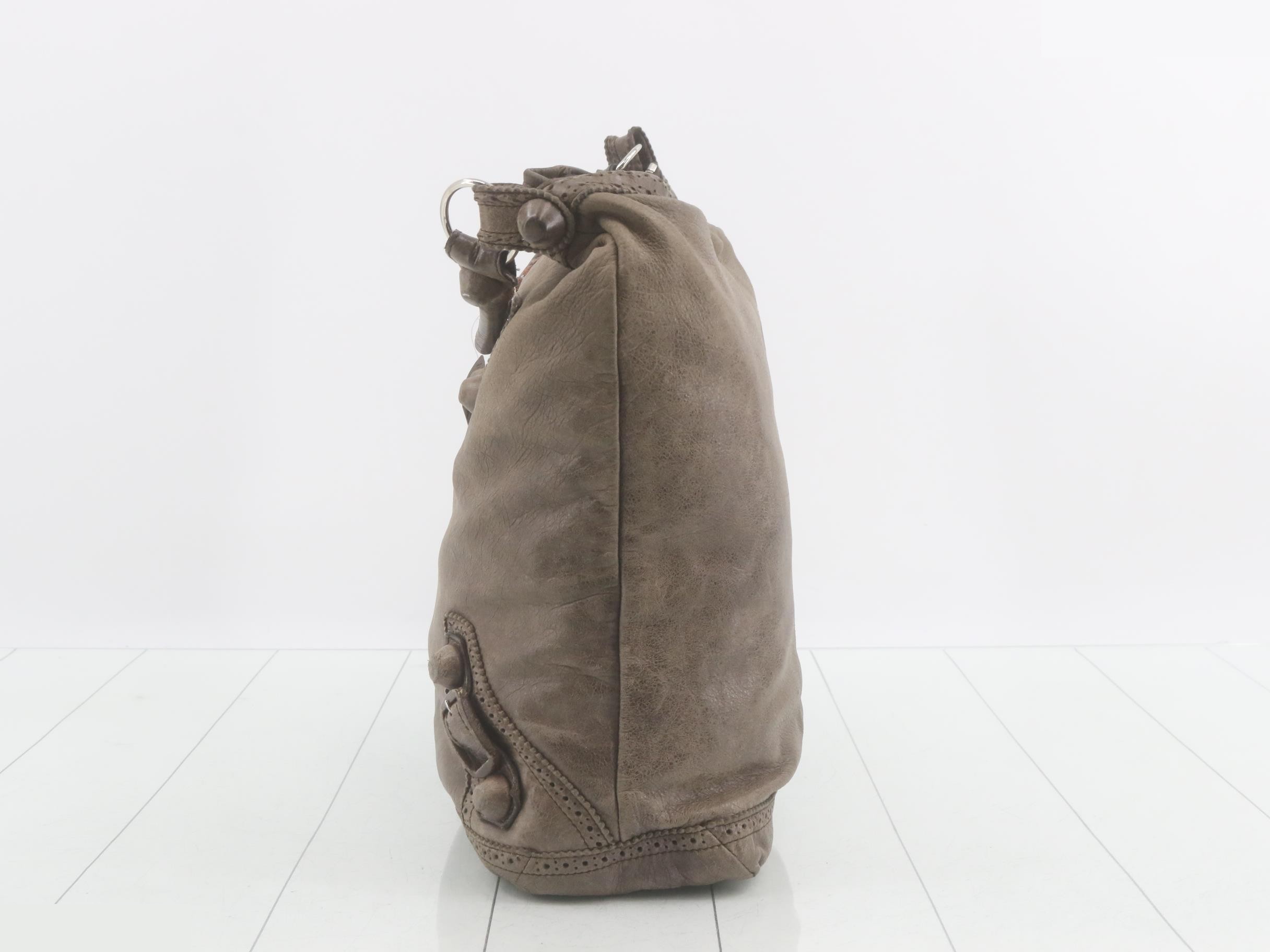 Other lines: One-shoulder bag, greige — view 3