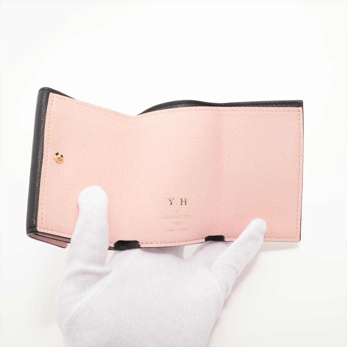 LV logo Portefeuille Lock Mini M80984 Black x Ivory Compact Wallet with Initials, RFID Compatible — view 5