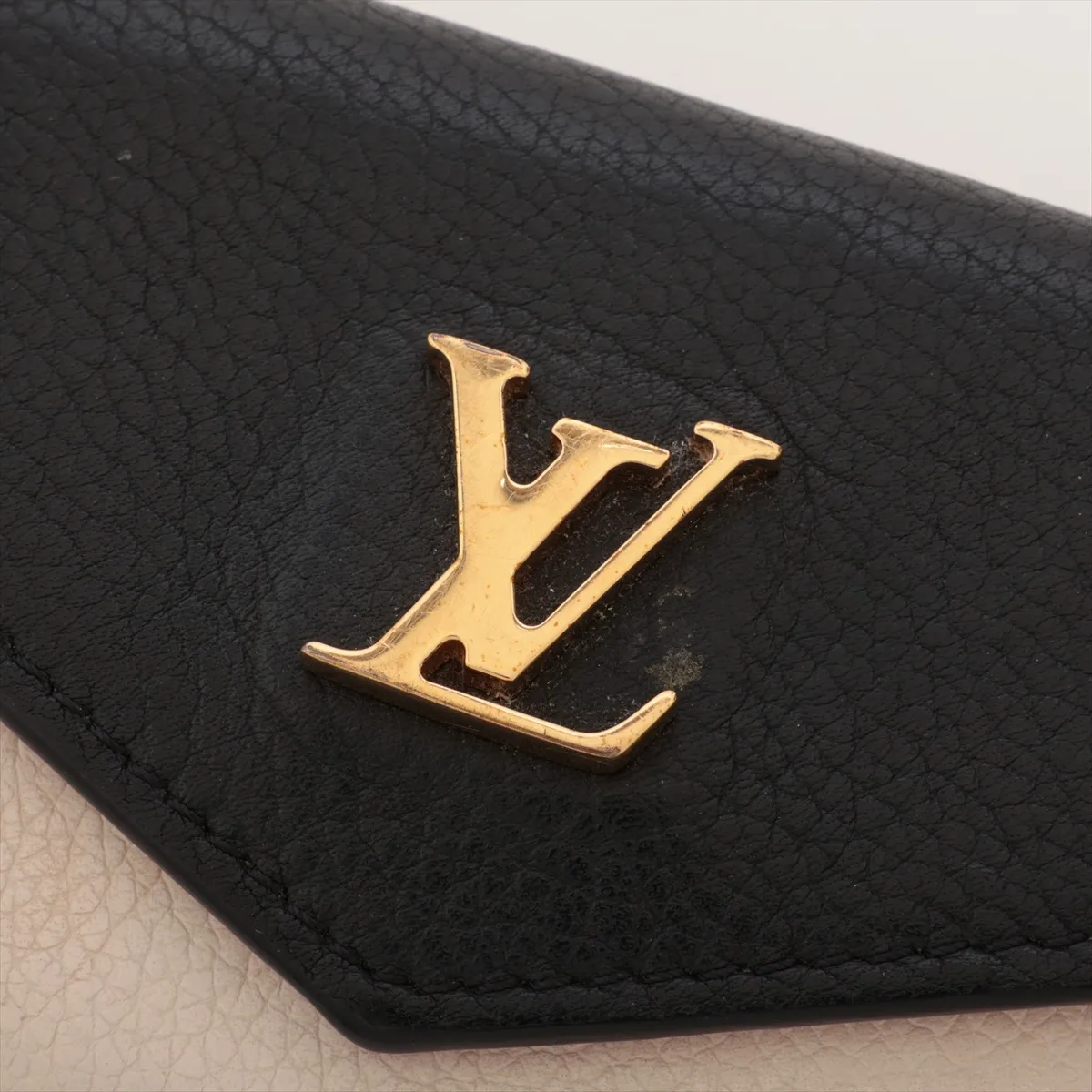 LV logo Portefeuille Lock Mini M80984 Black x Ivory Compact Wallet with Initials, RFID Compatible — view 8