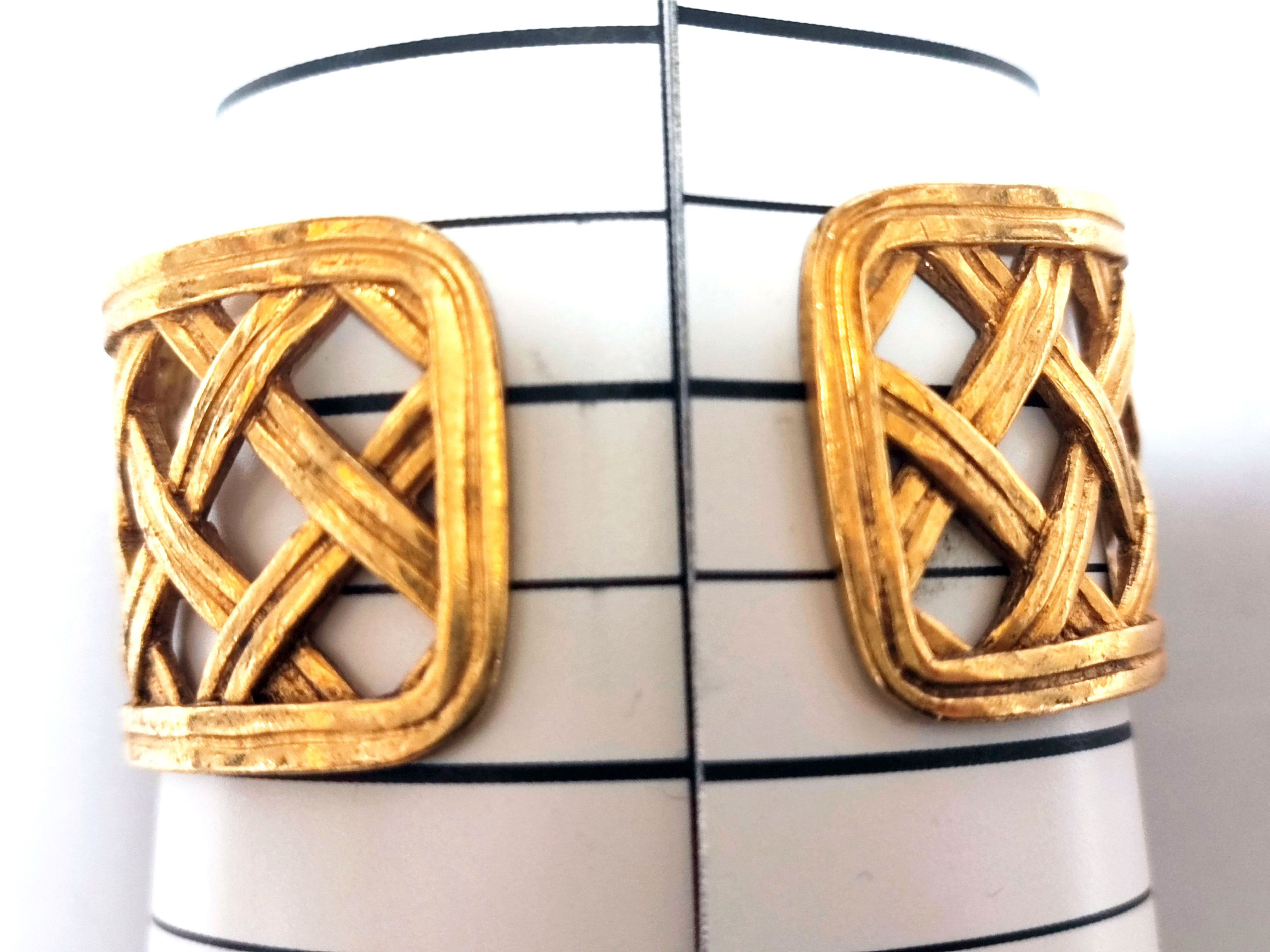 Coco Mark Bangle 96P Bracelet/Bangle — view 4