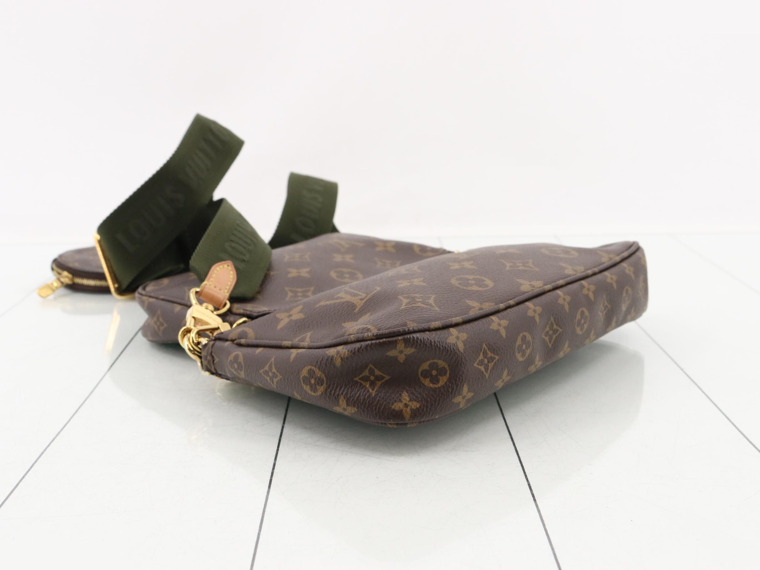 Multi Pochette Acse Soir Monogram Chain Handbag Shoulder Bag — view 5