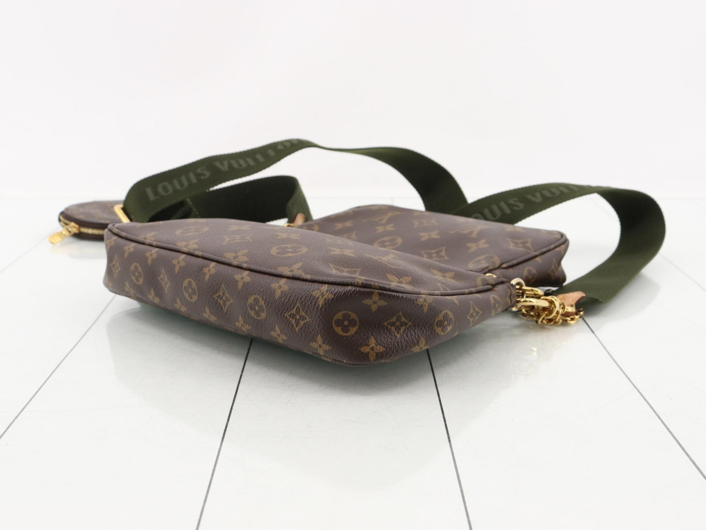 Multi Pochette Acse Soir Monogram Chain Handbag Shoulder Bag — view 6