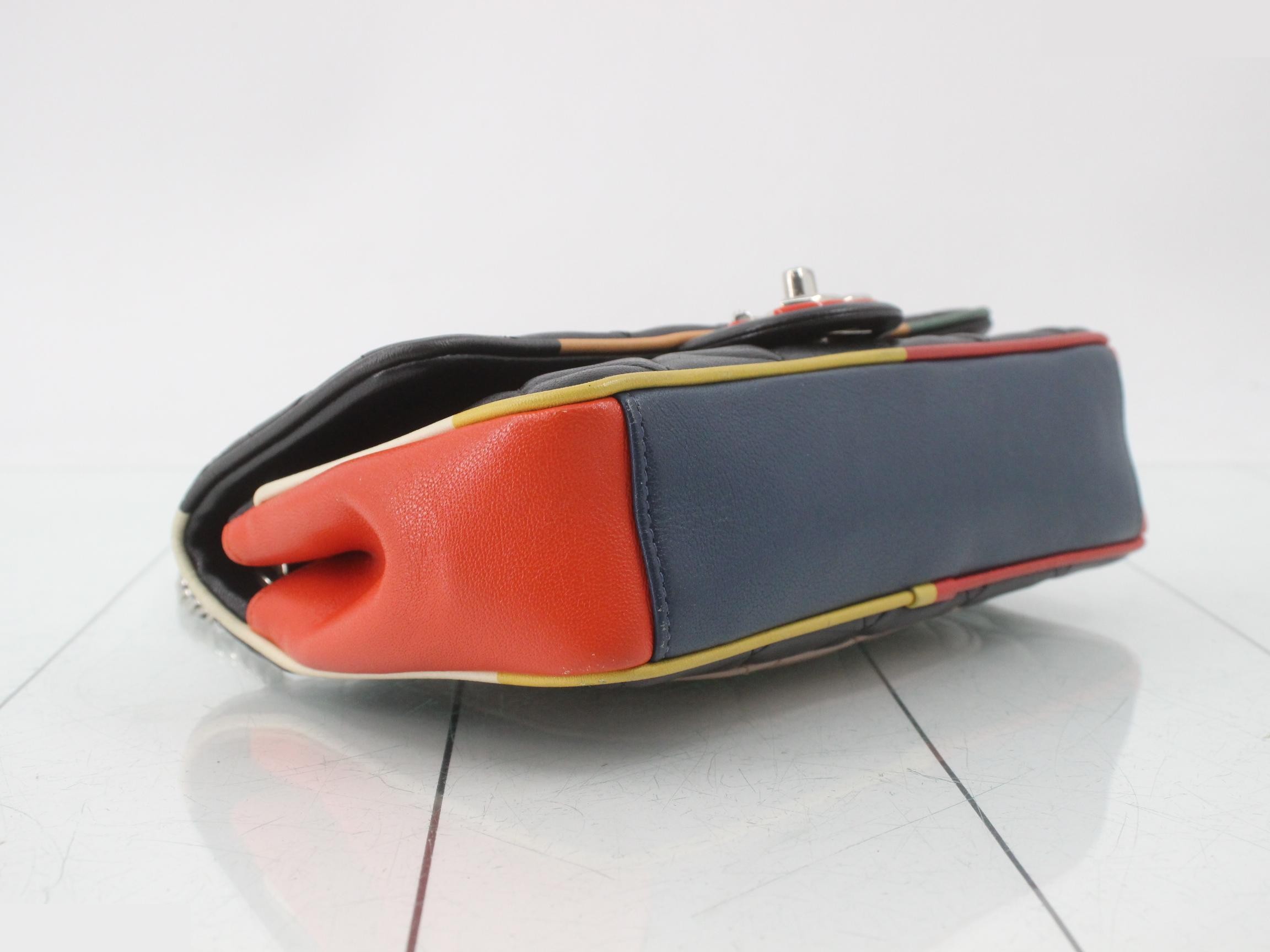 Matelassé (bag) - Shoulder bag — view 5