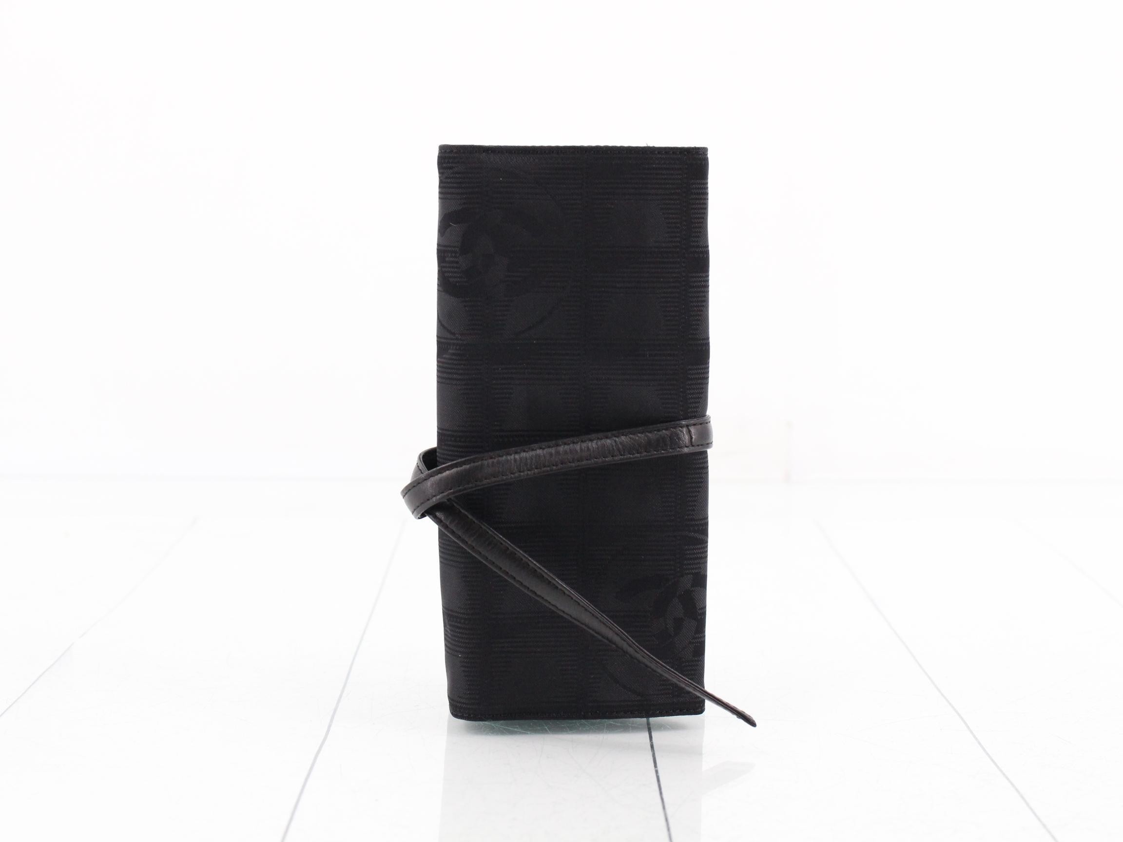 New Travel Line (Bags) and Other Items: Accessory Pouches, Jewelry Cases — view 2
