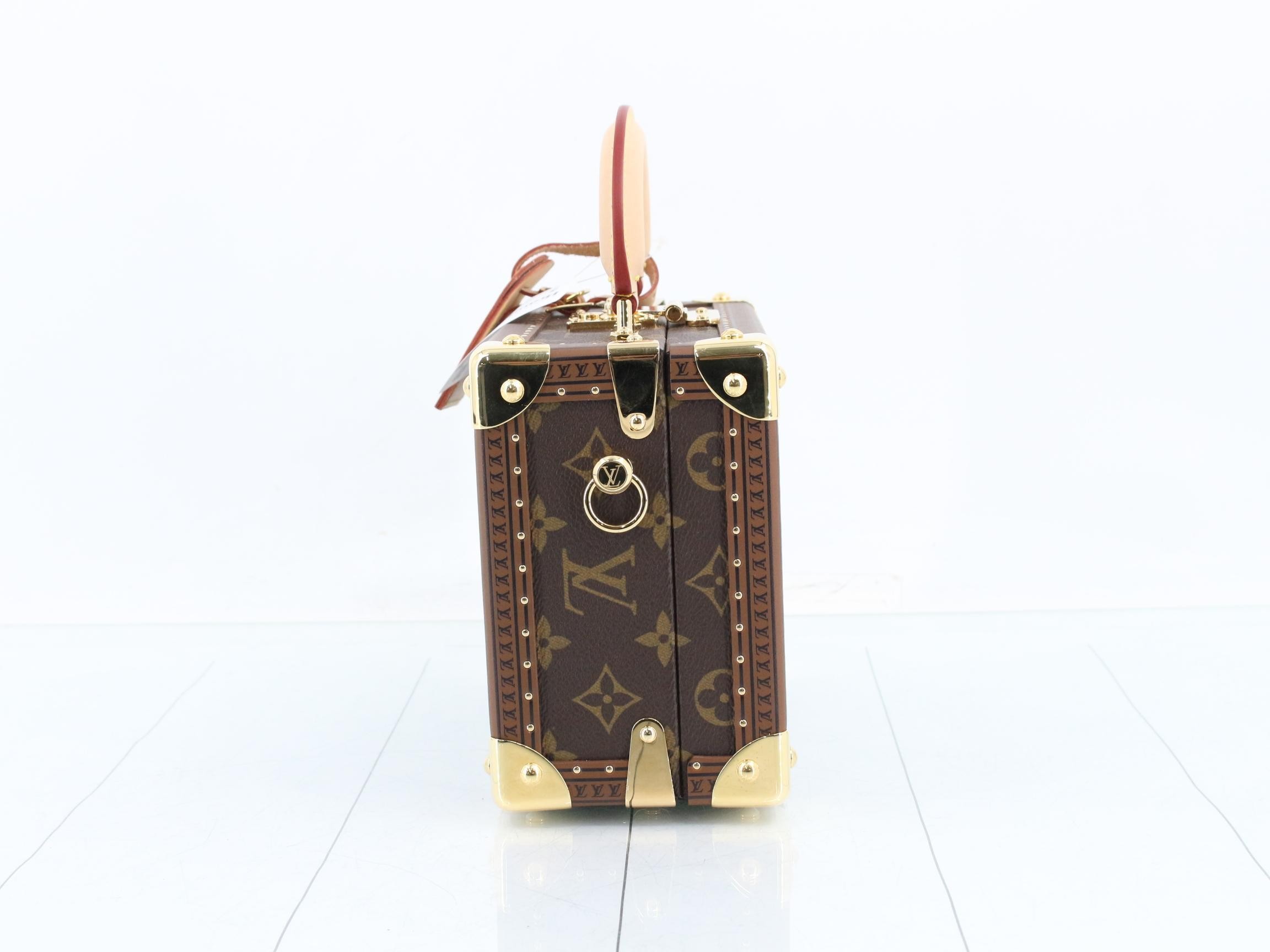 LV Petite — view 3