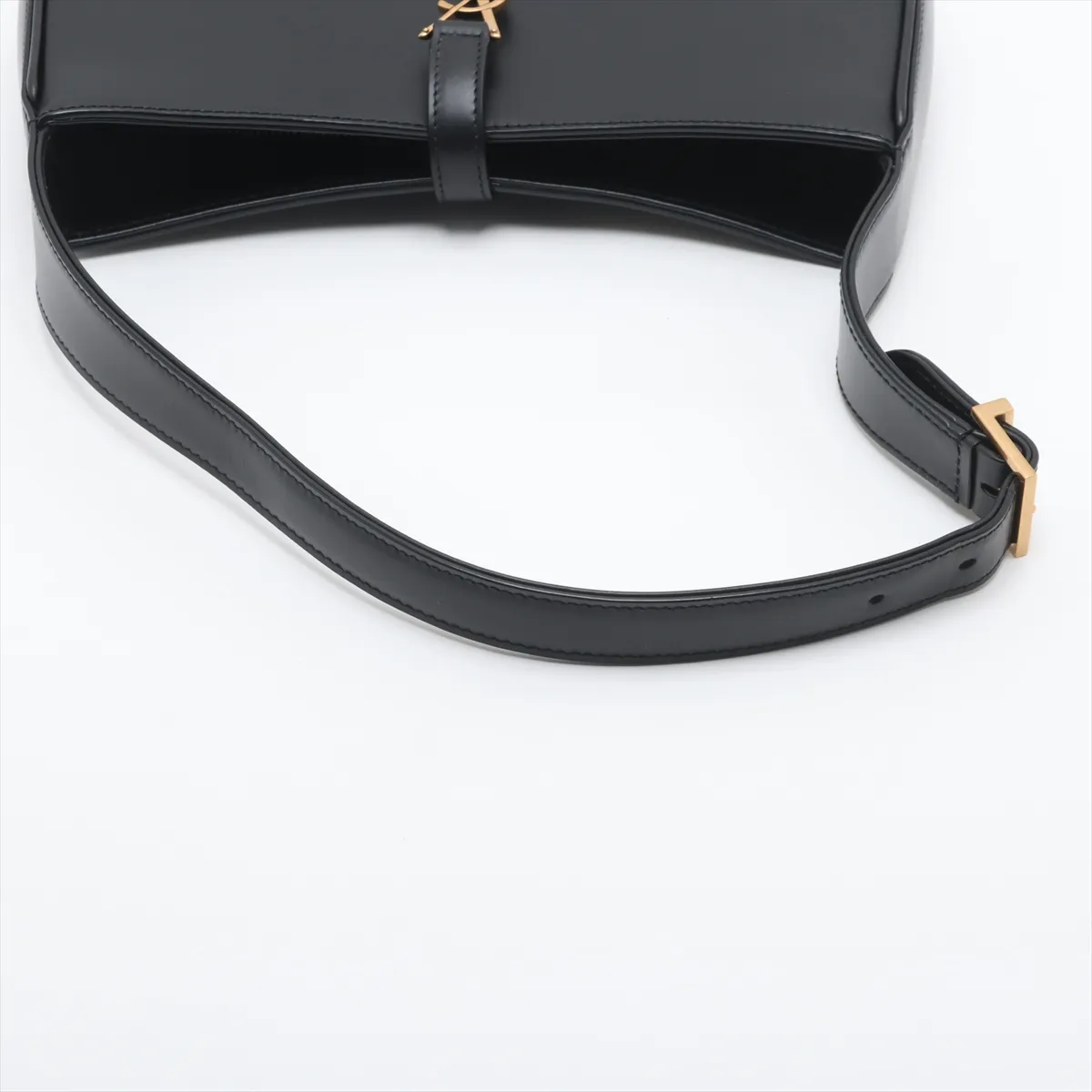 Le Saint Cassette Leather Shoulder Bag Black 657228 — view 5